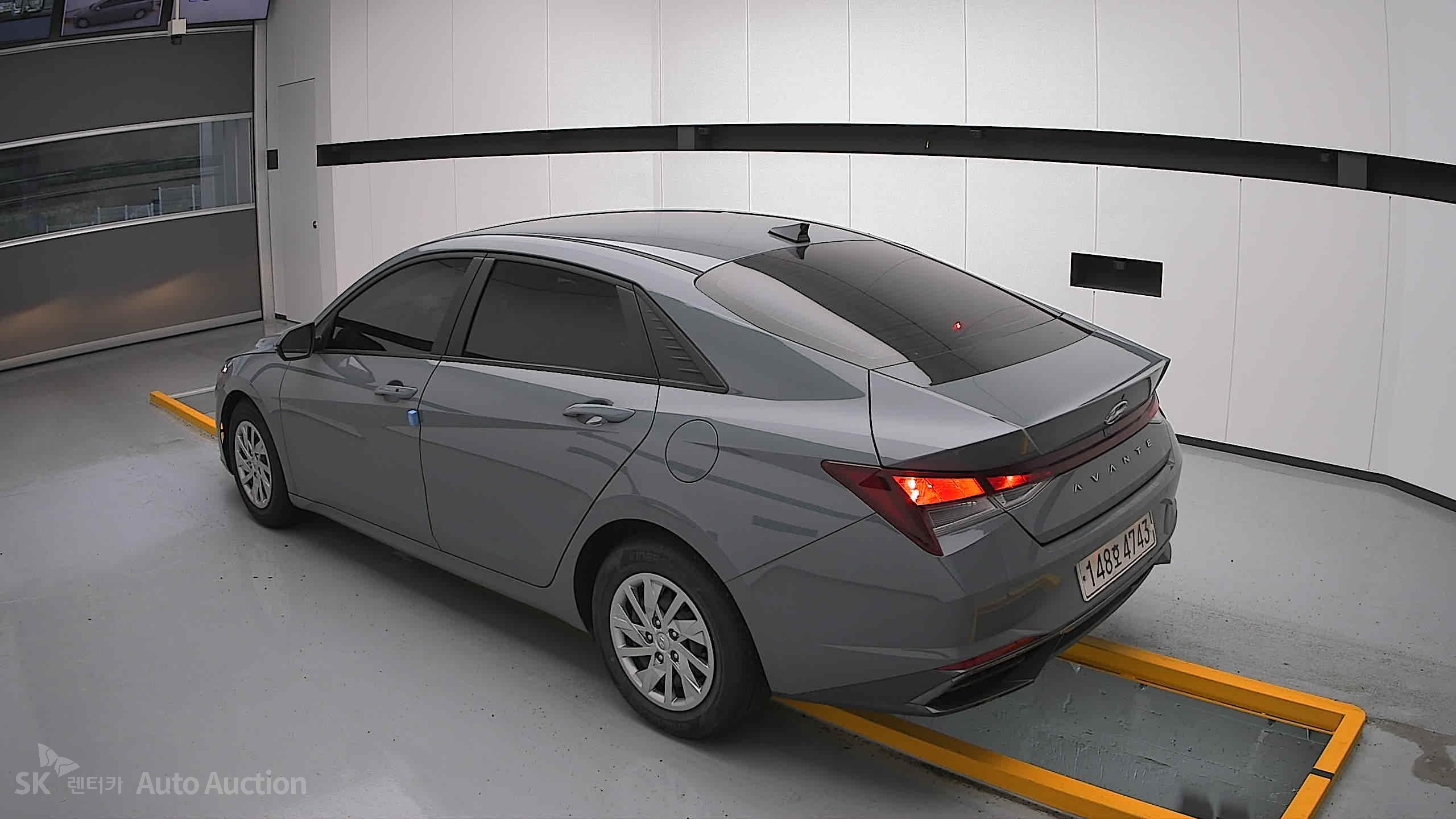 2021 - hyundai avante