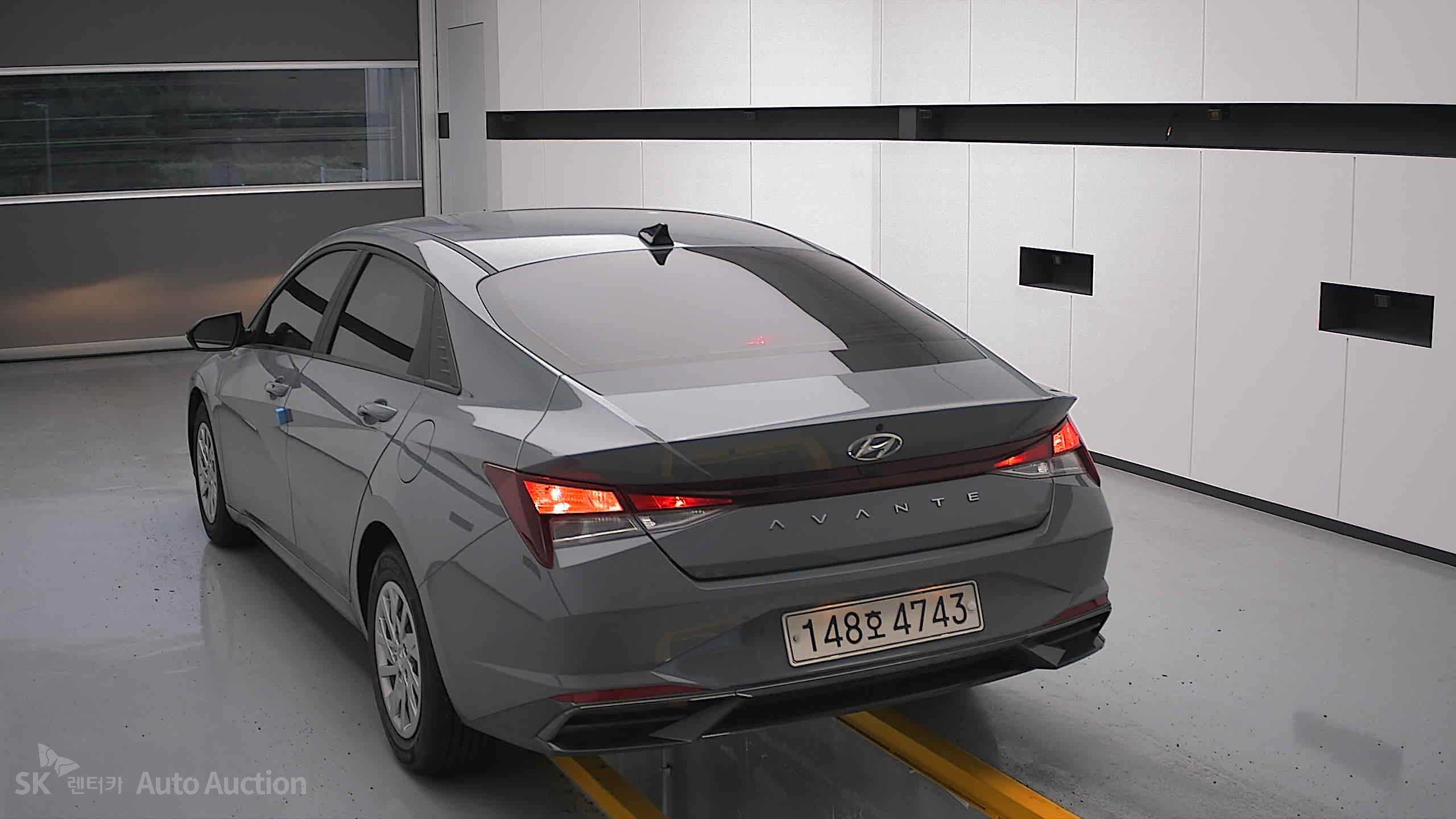 2021 - hyundai avante