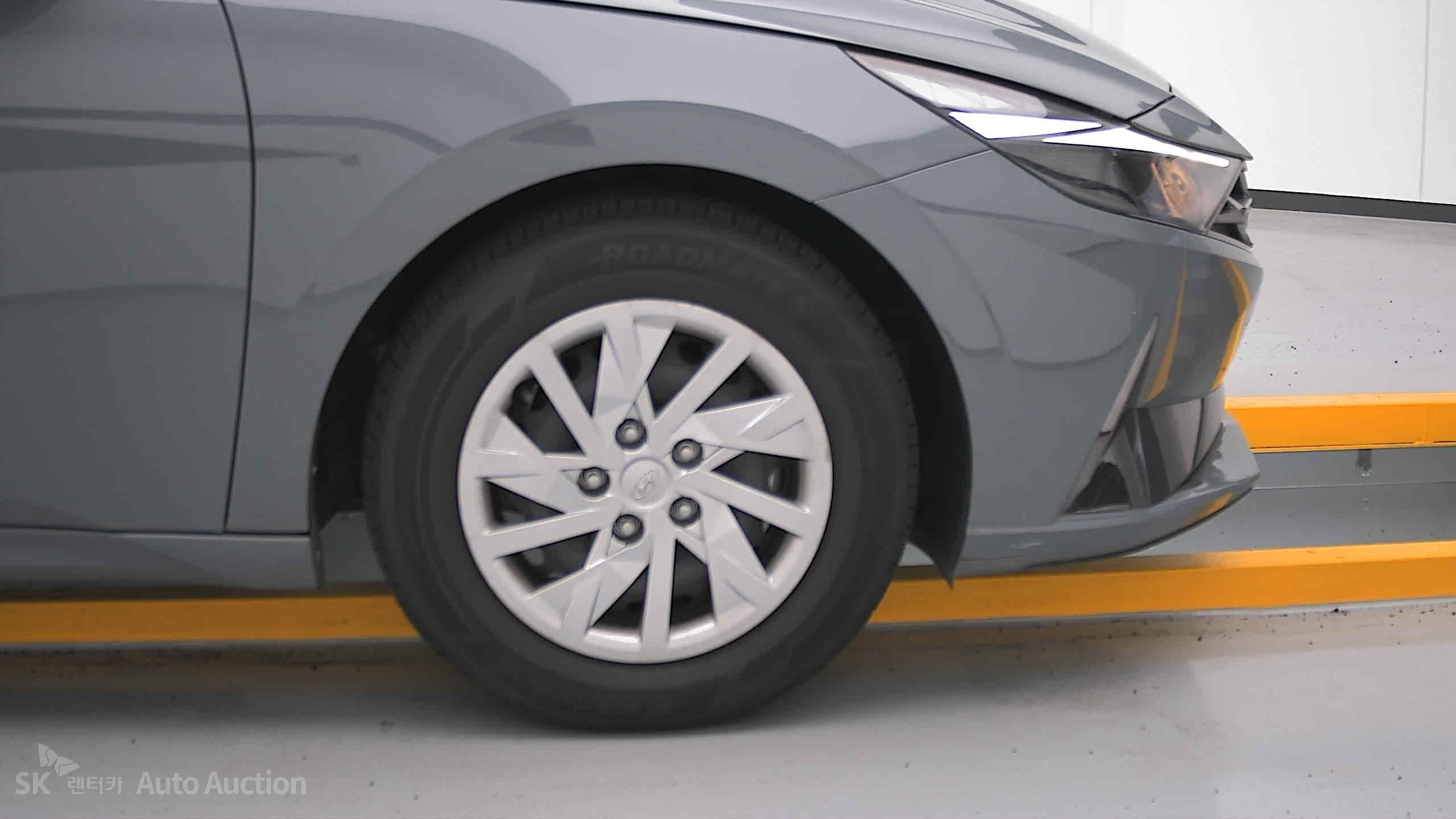 2021 - hyundai avante