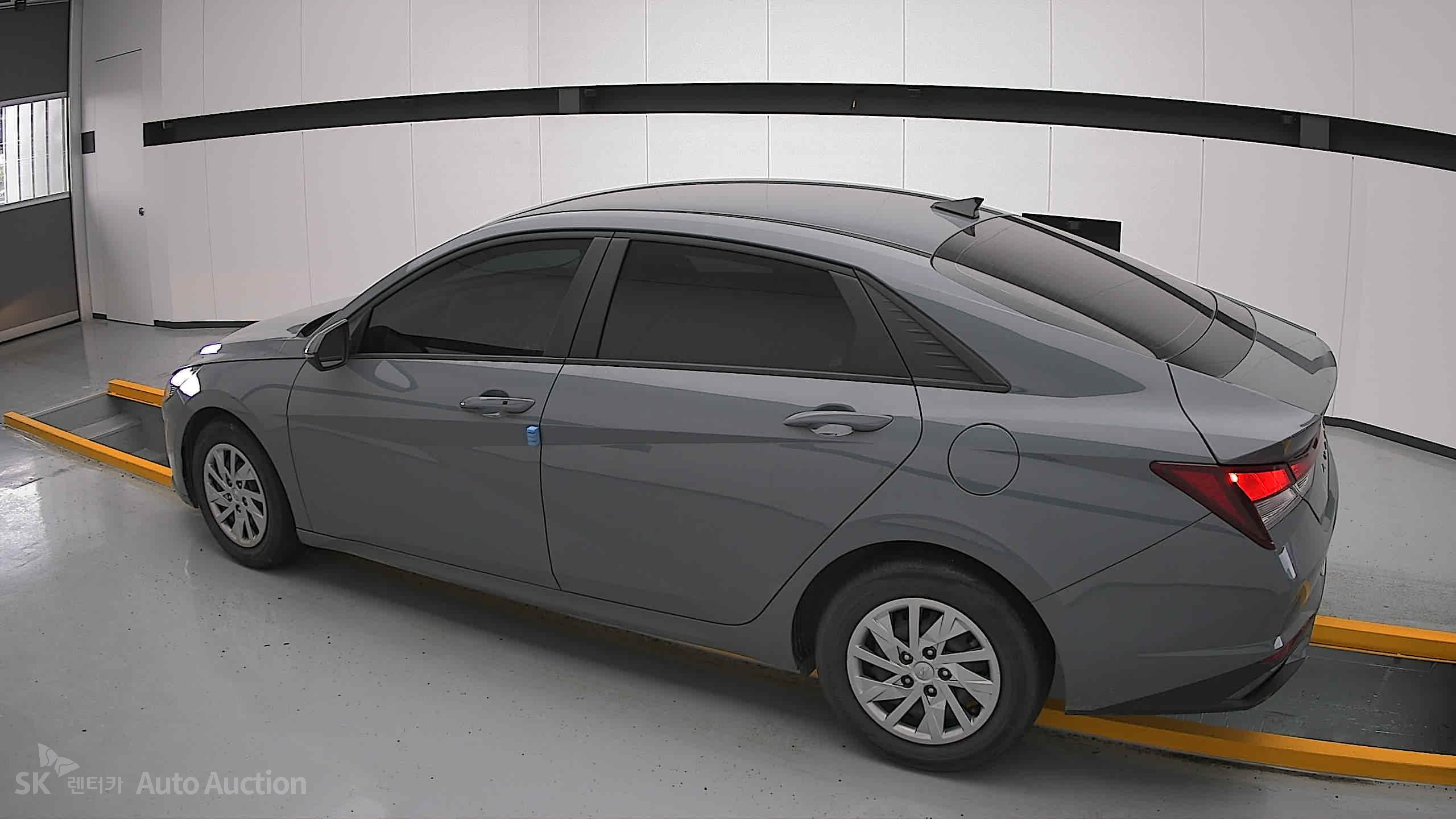 2022 - hyundai avante
