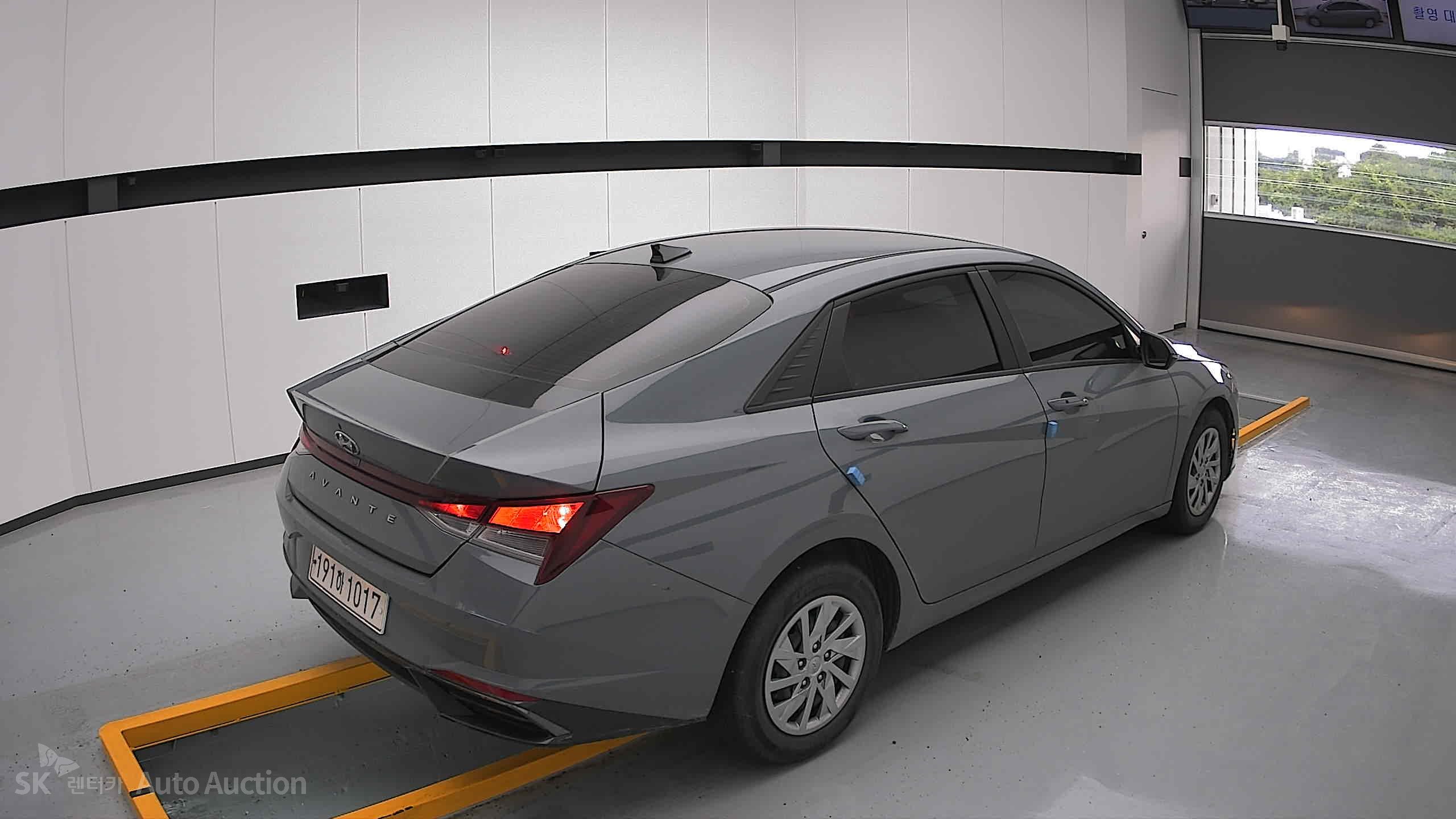 2022 - hyundai avante