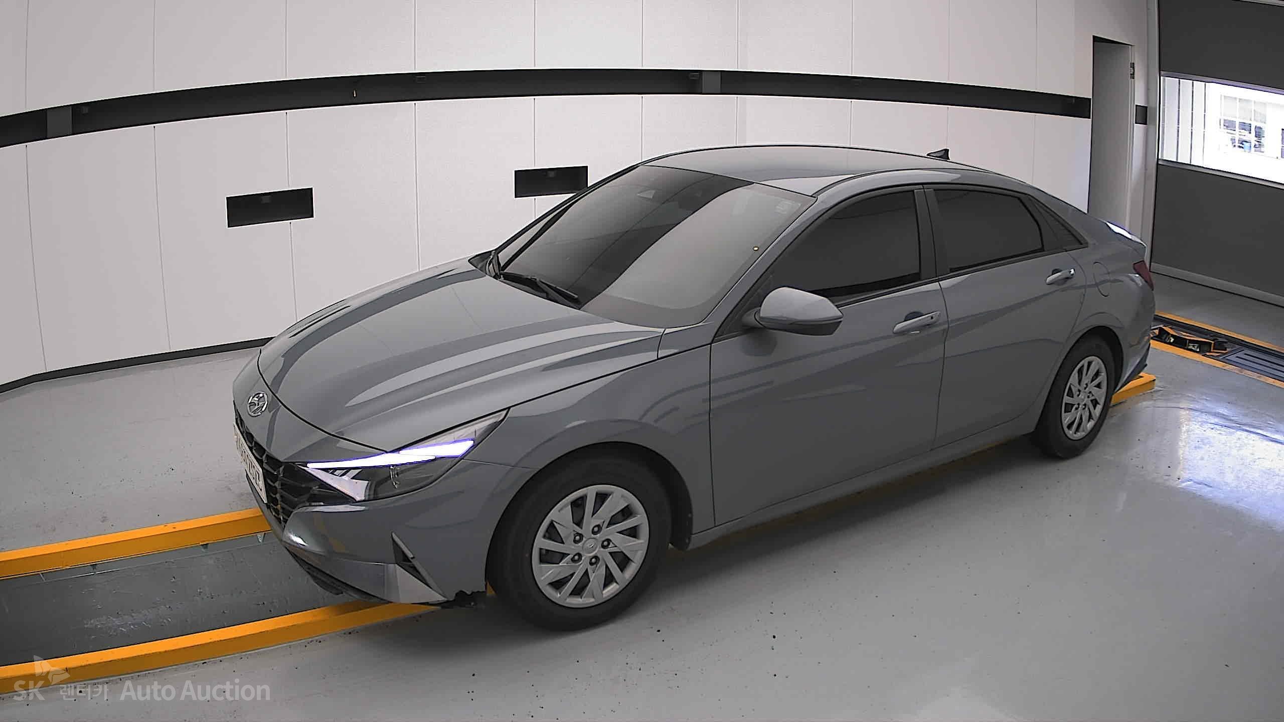 2021 - hyundai avante