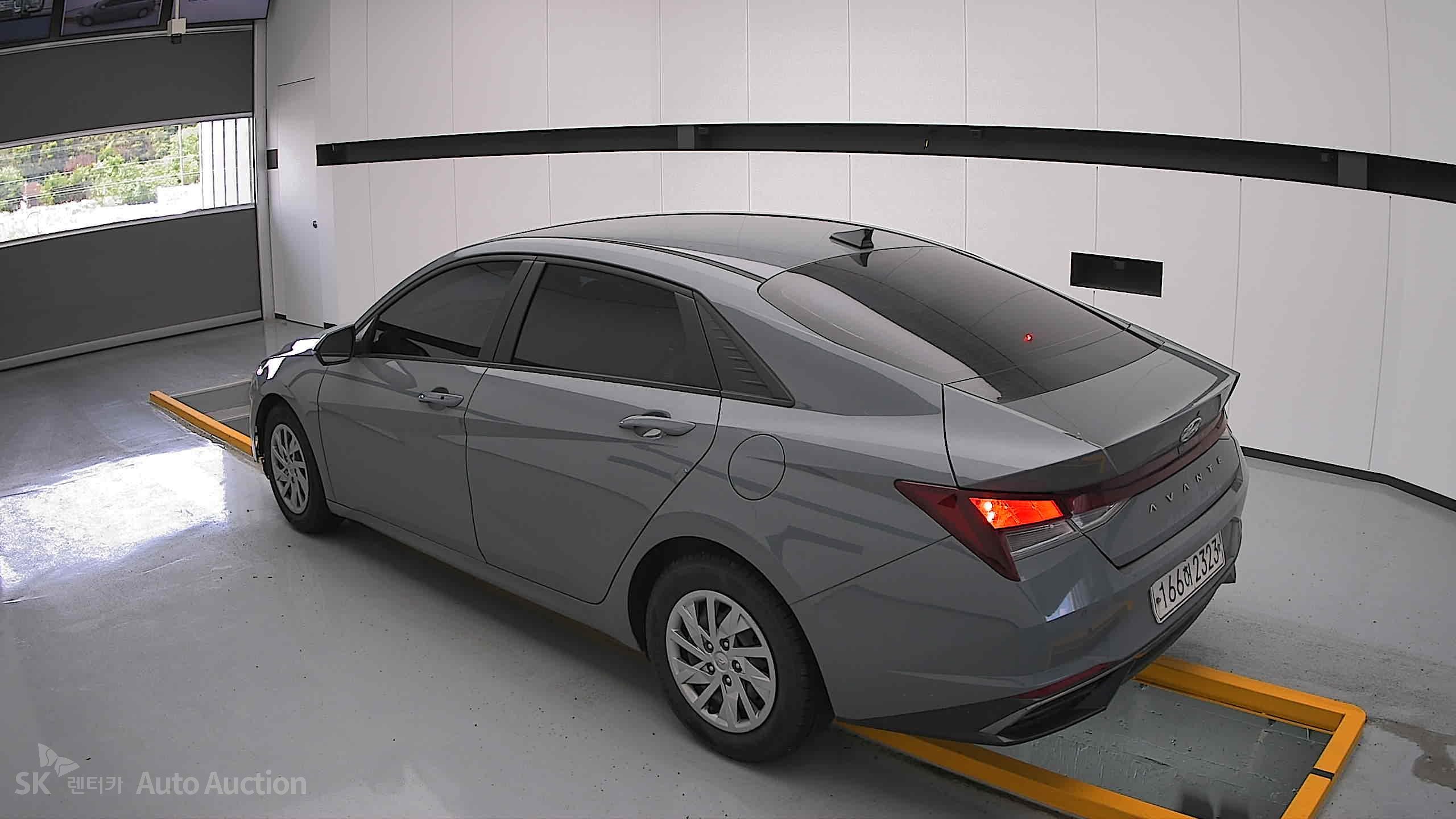 2021 - hyundai avante