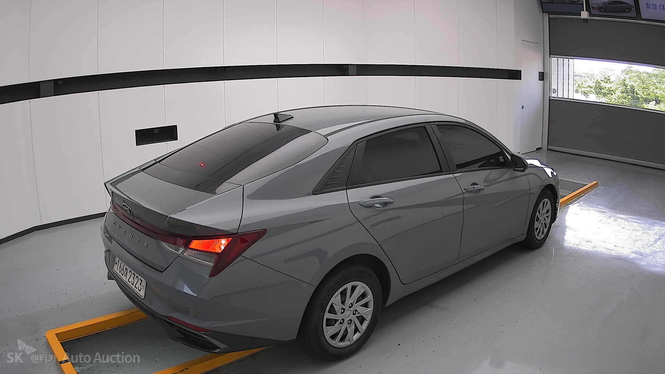 2021 - hyundai avante