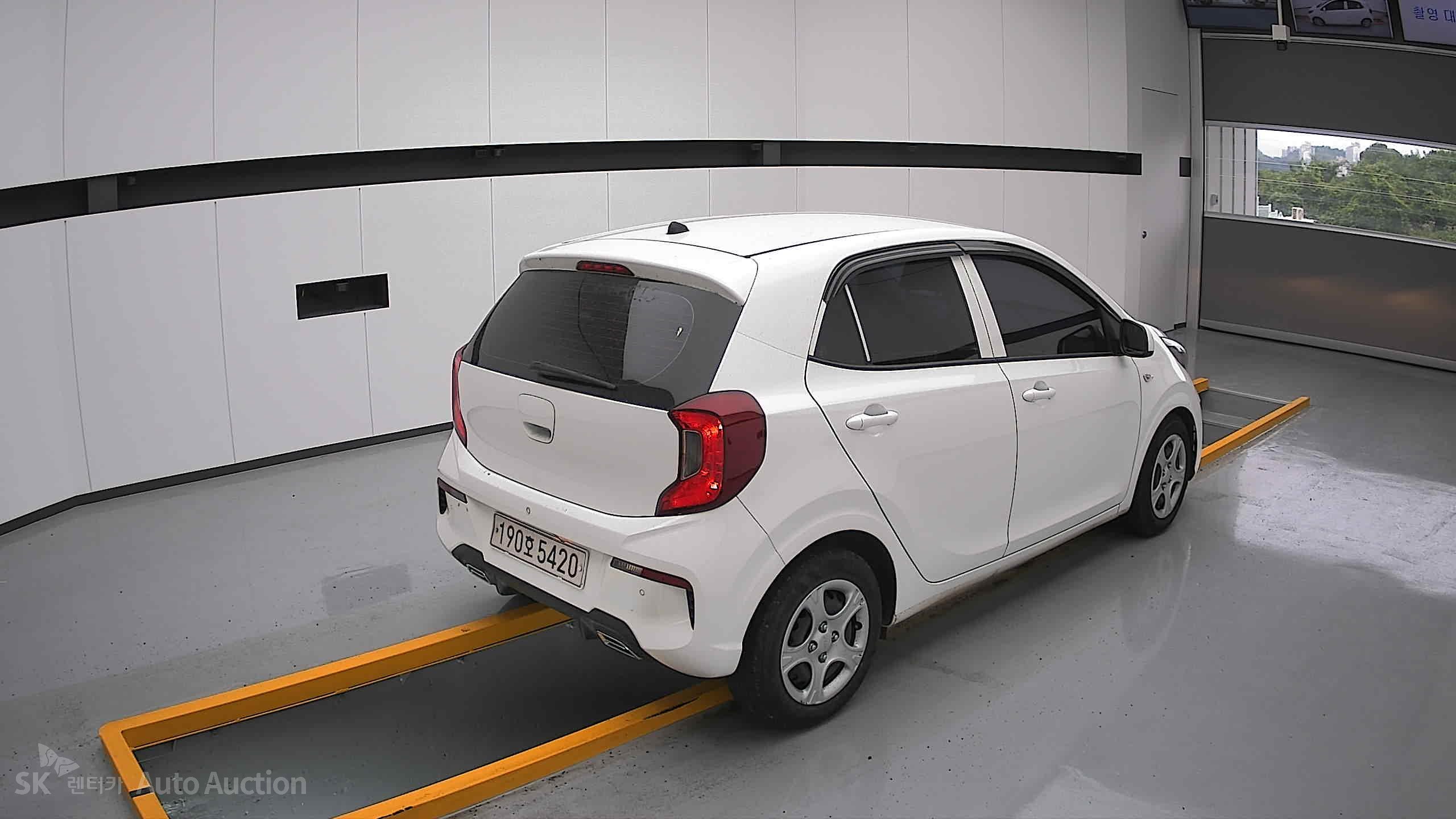 2022 - kia morning