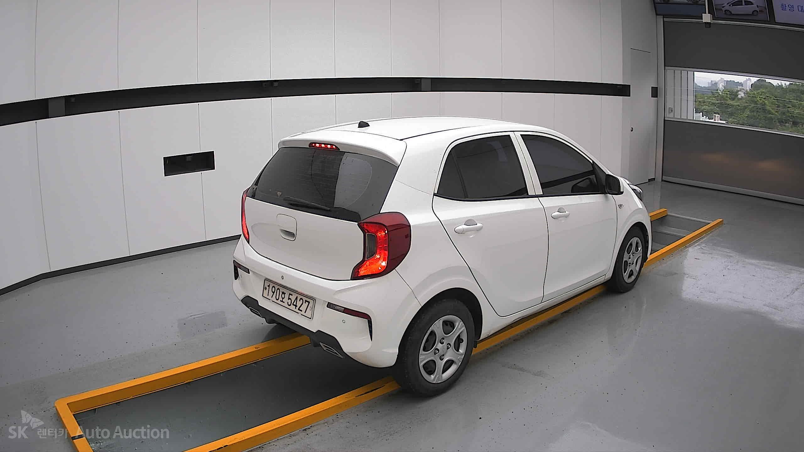 2022 - kia morning