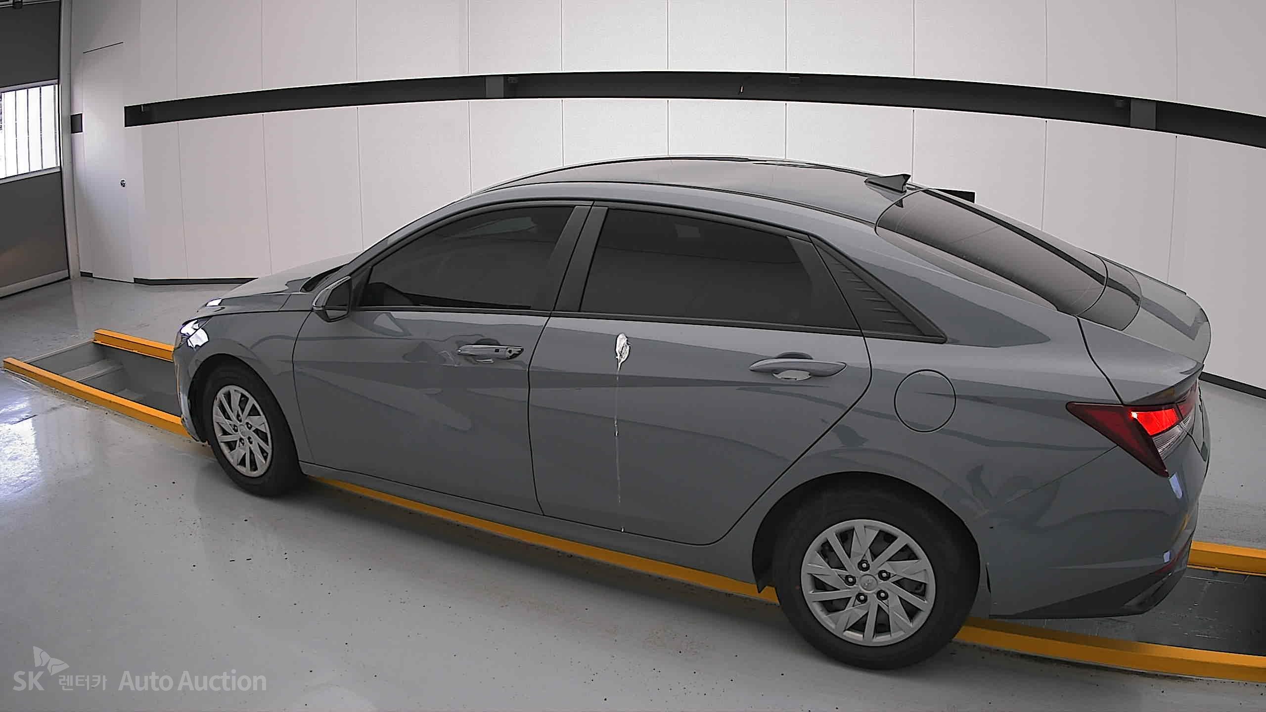 2021 - hyundai avante