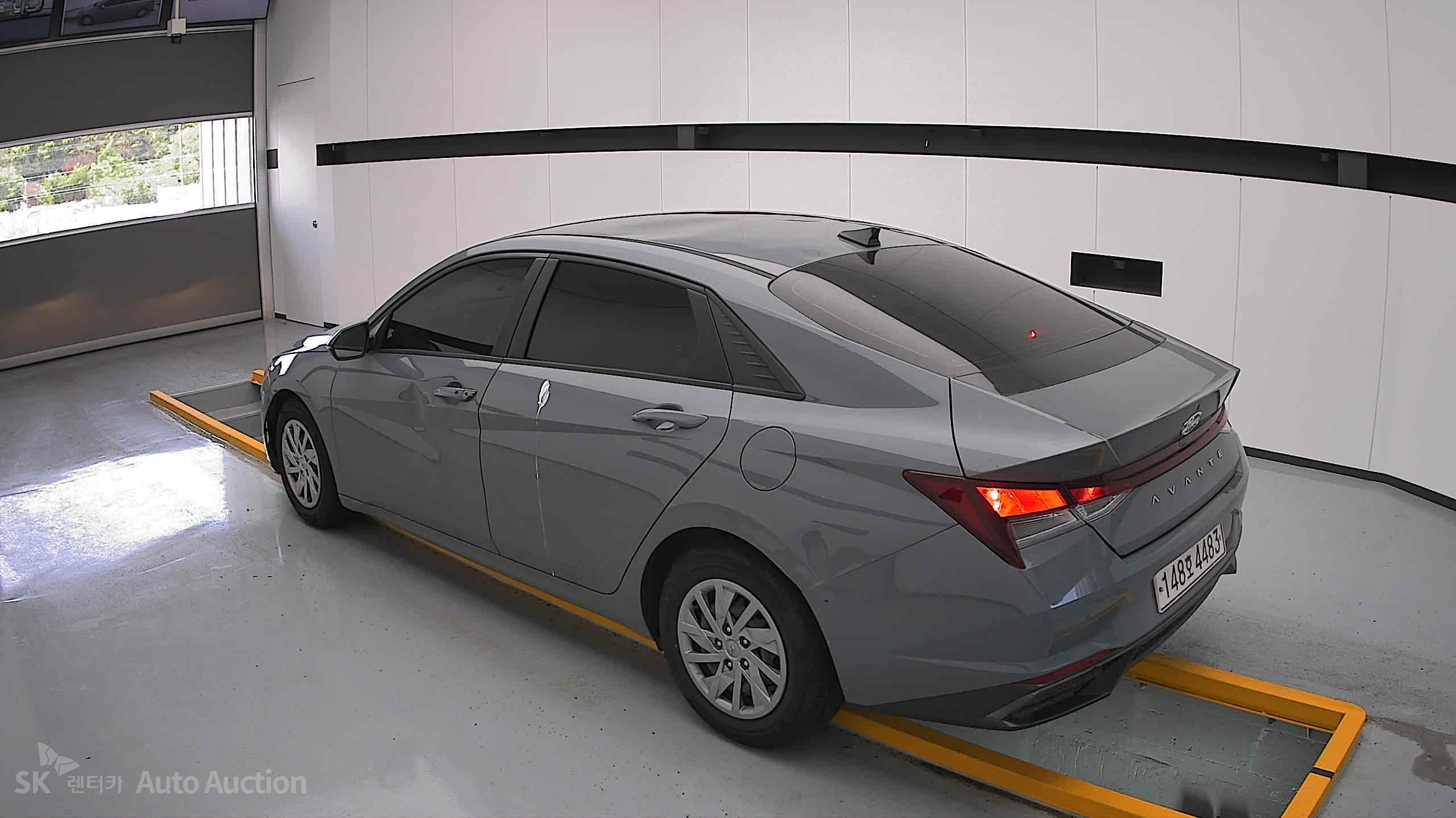 2021 - hyundai avante