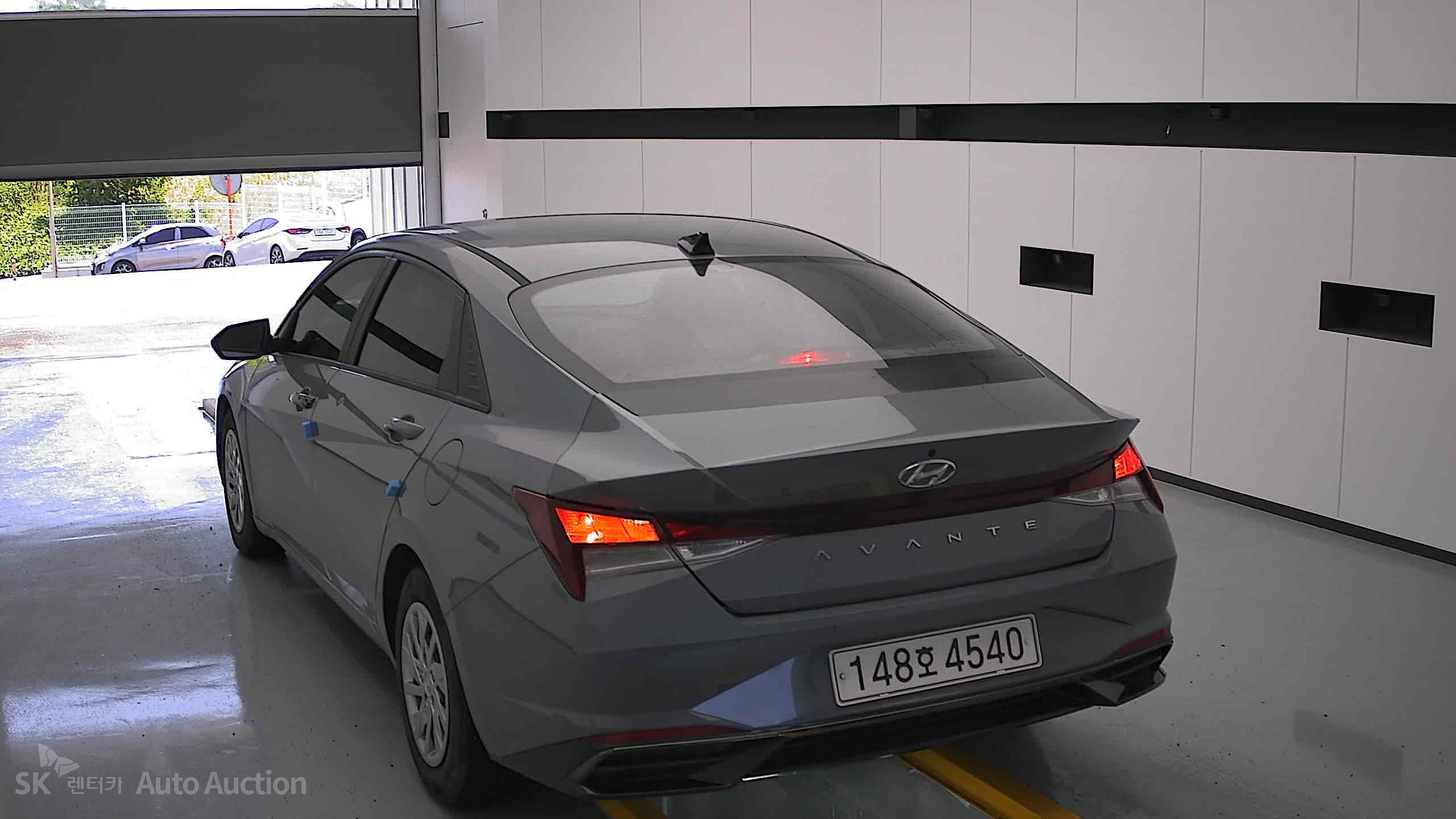 2021 - hyundai avante