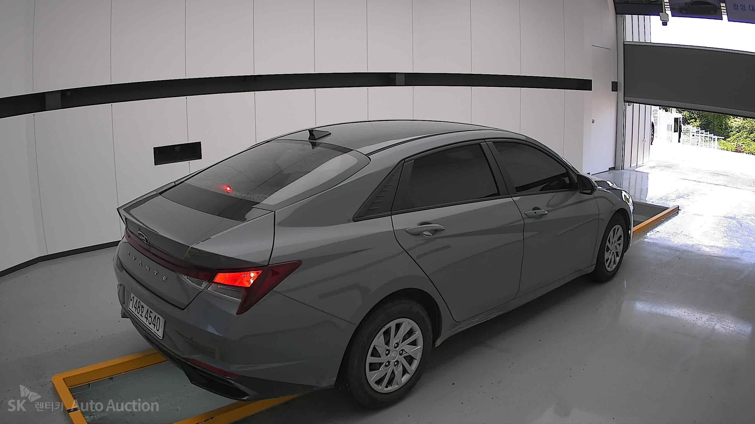 2021 - hyundai avante
