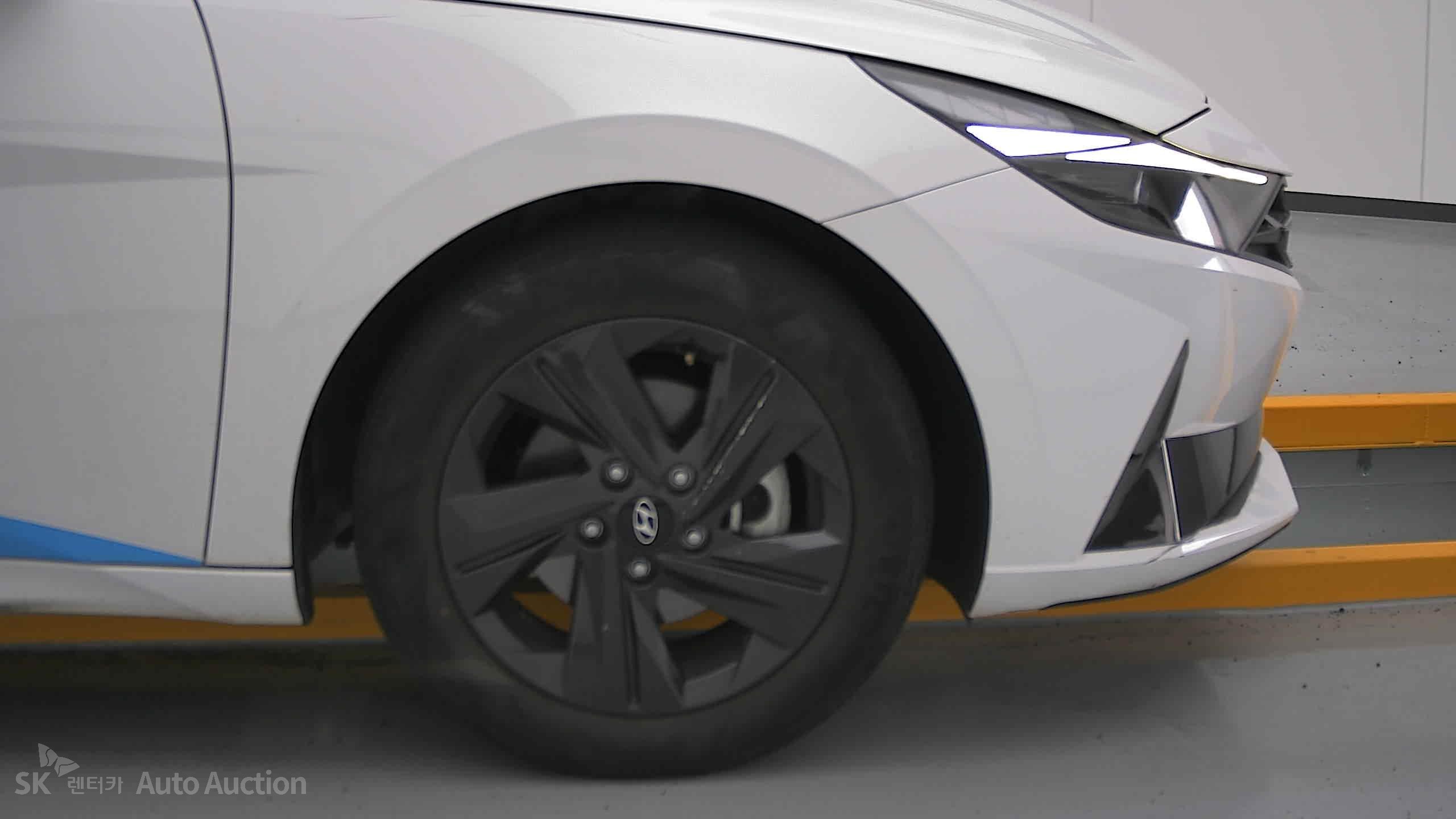 2023 - hyundai avante