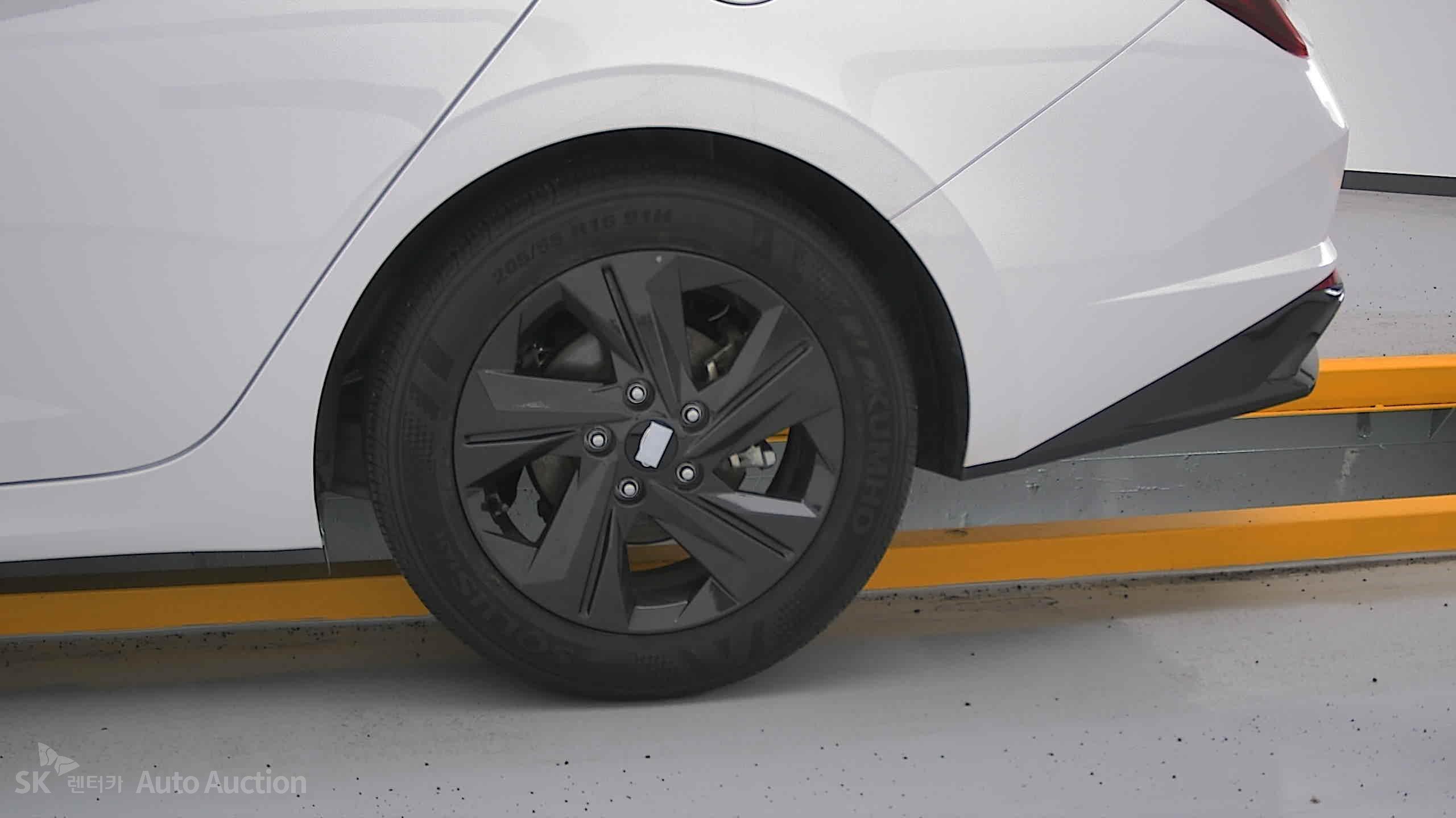 2023 - hyundai avante
