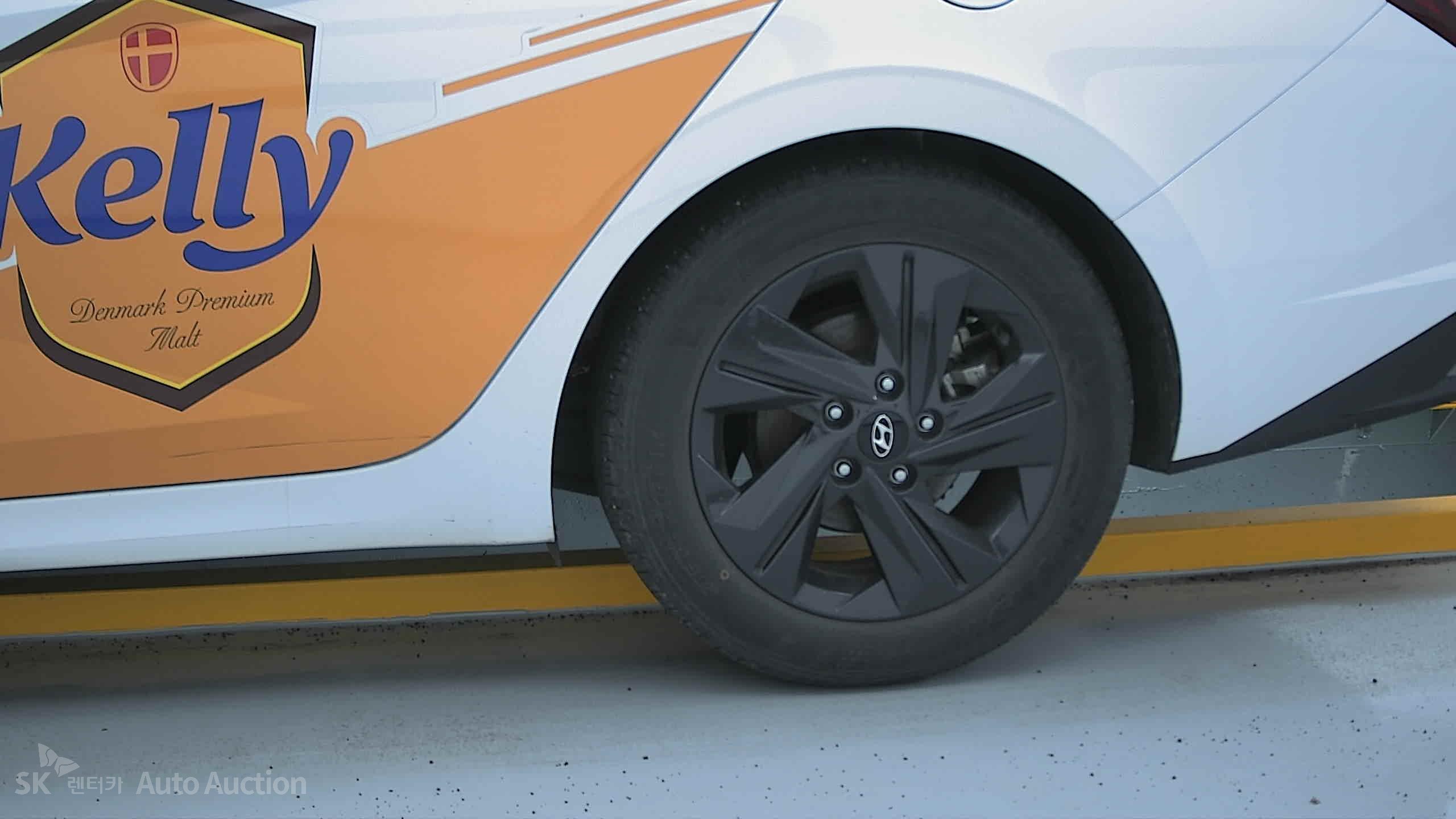2023 - hyundai avante