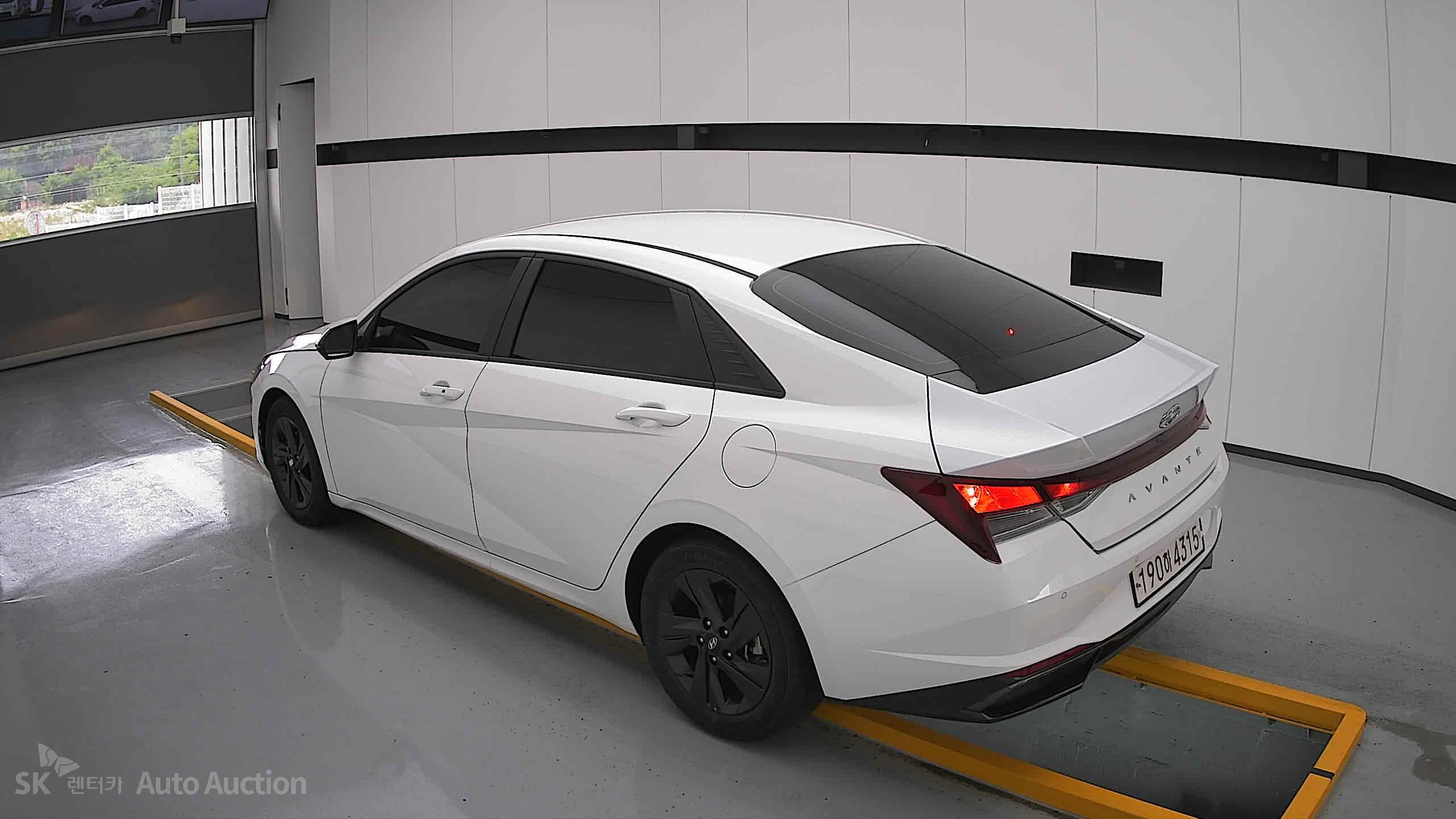 2023 - hyundai avante