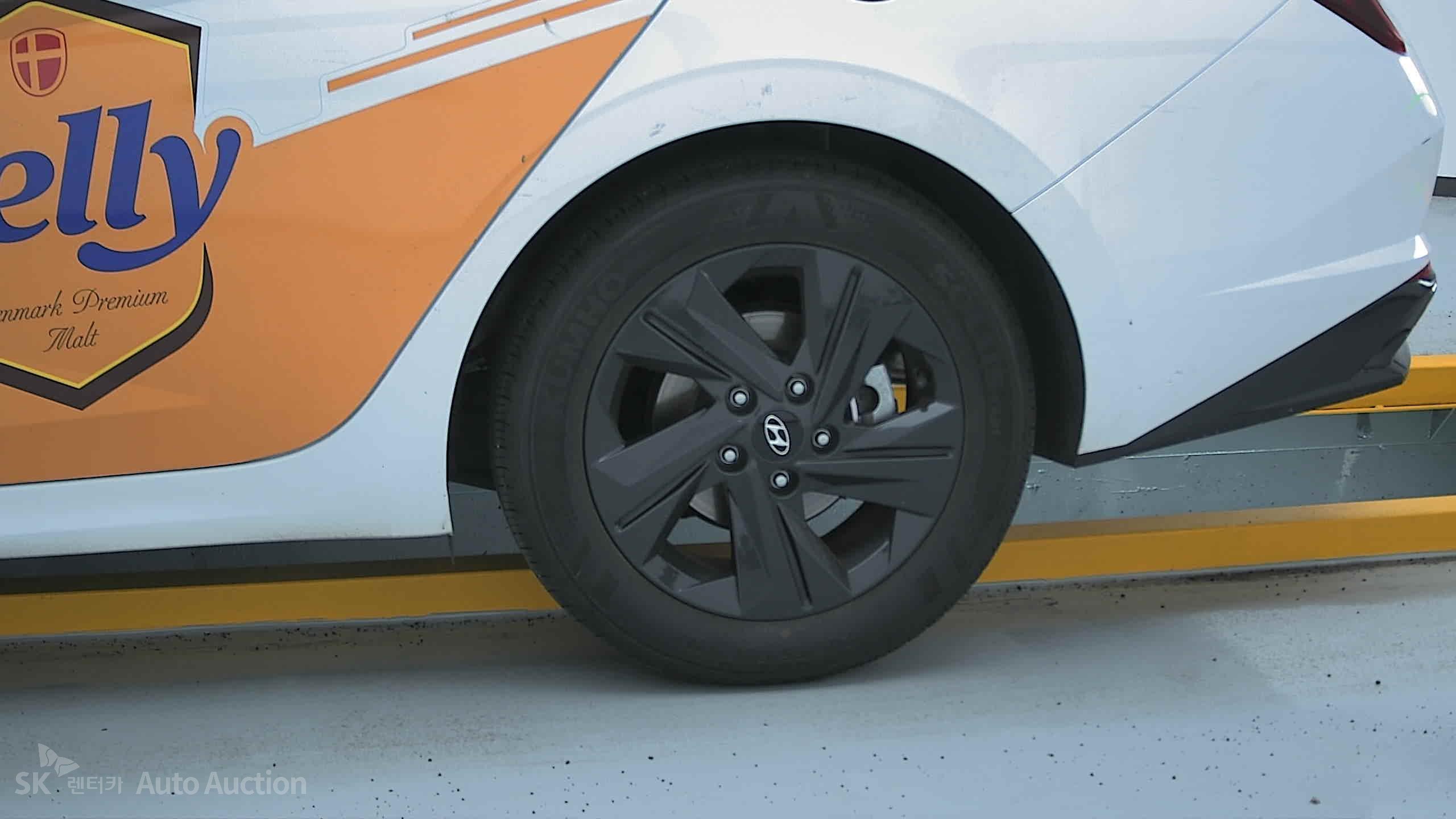 2023 - hyundai avante