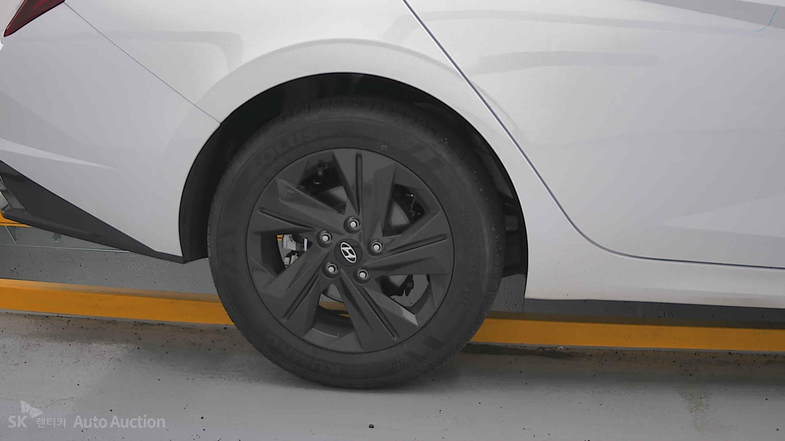 2023 - hyundai avante
