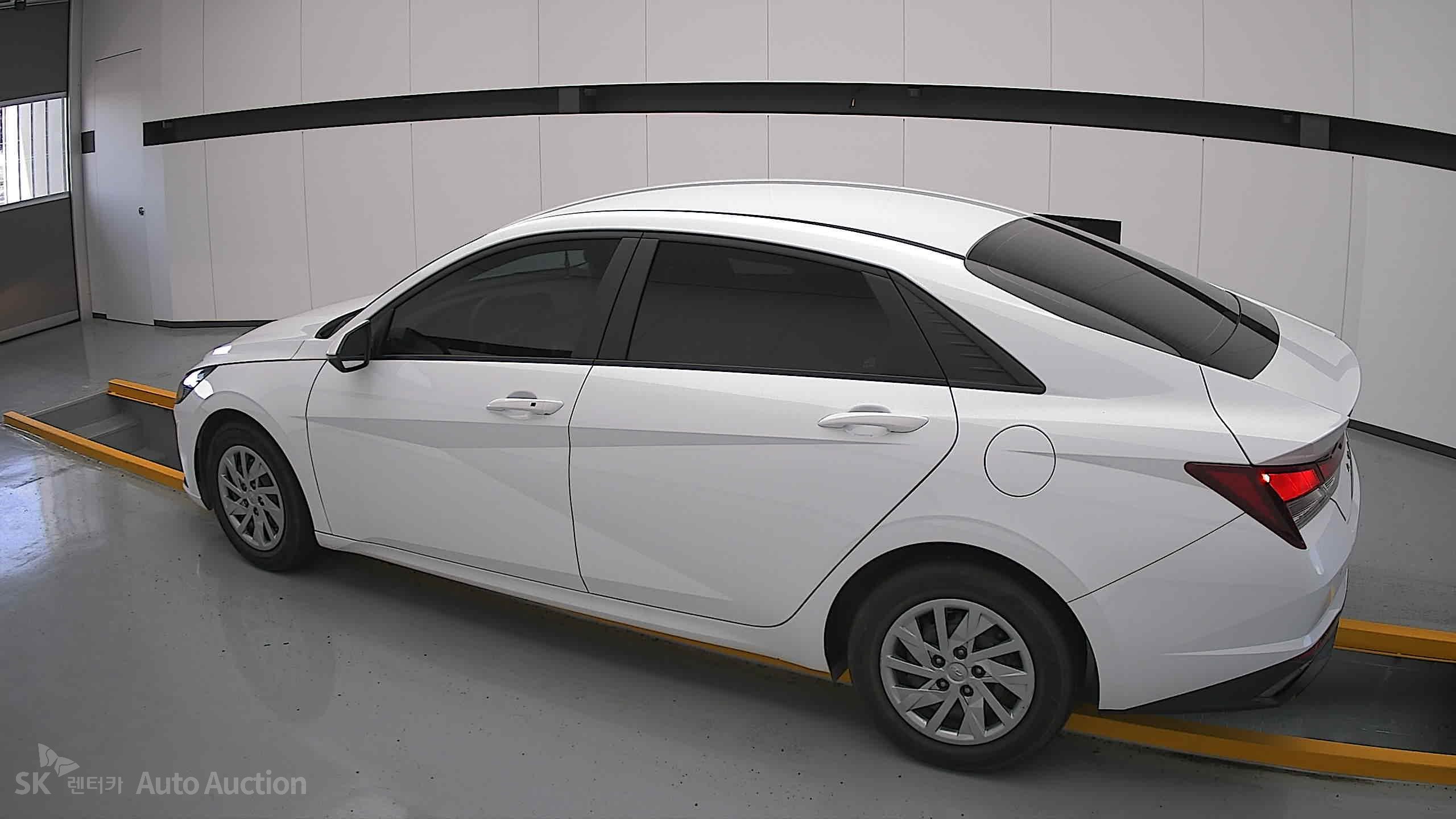 2022 - hyundai avante