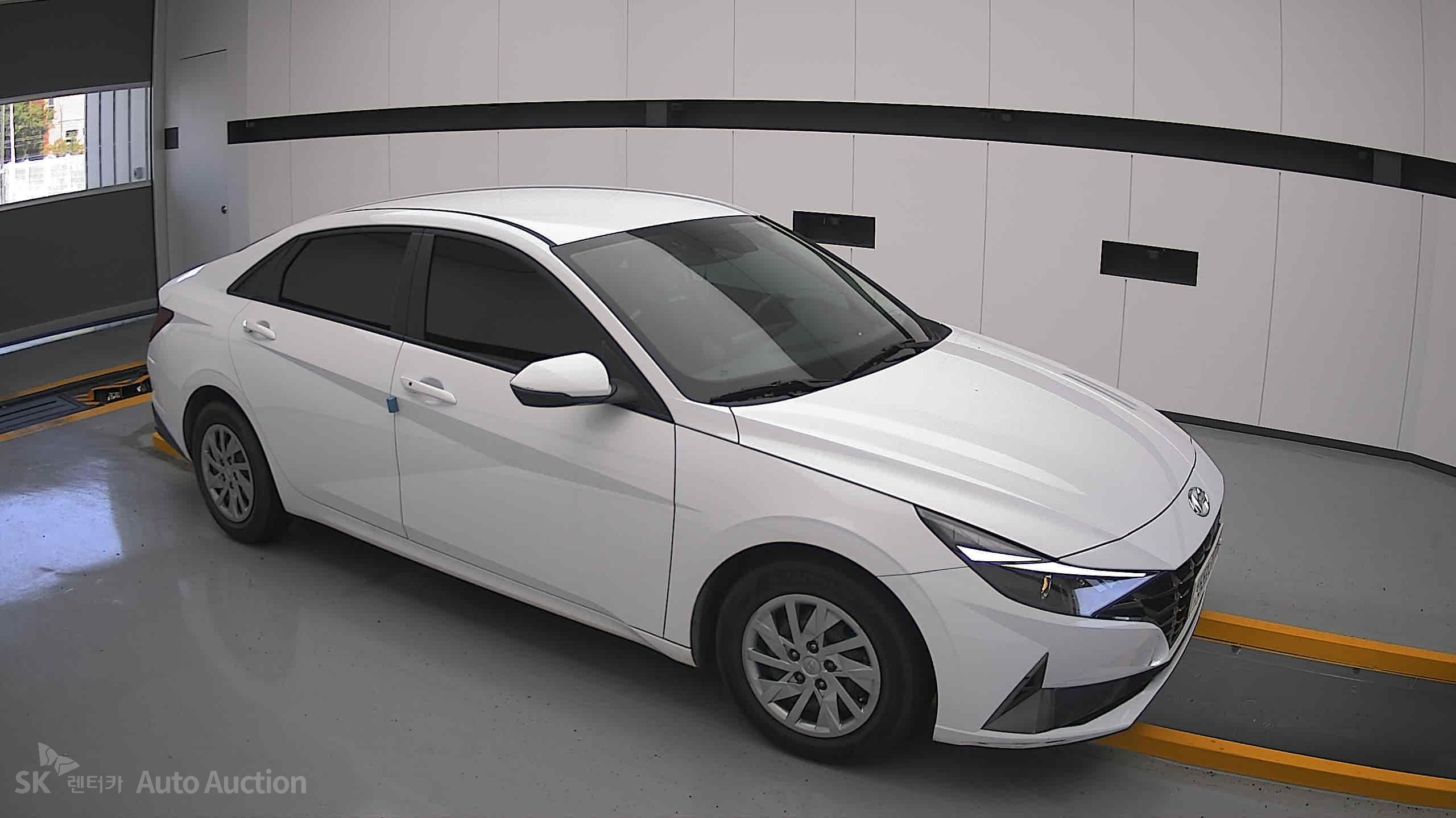 2022 - hyundai avante