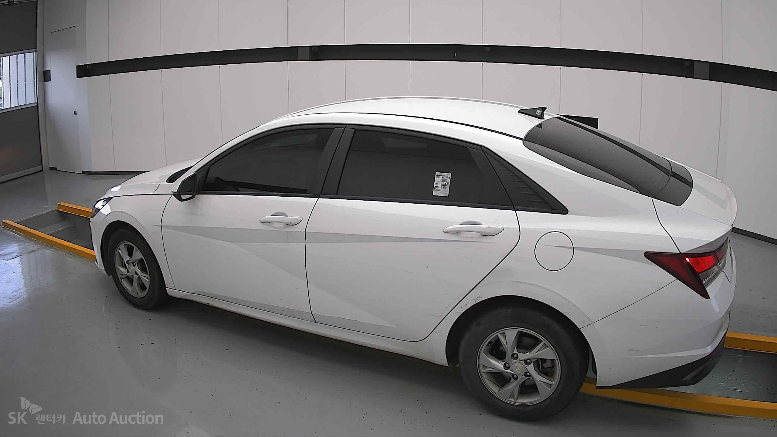 2023 - hyundai avante