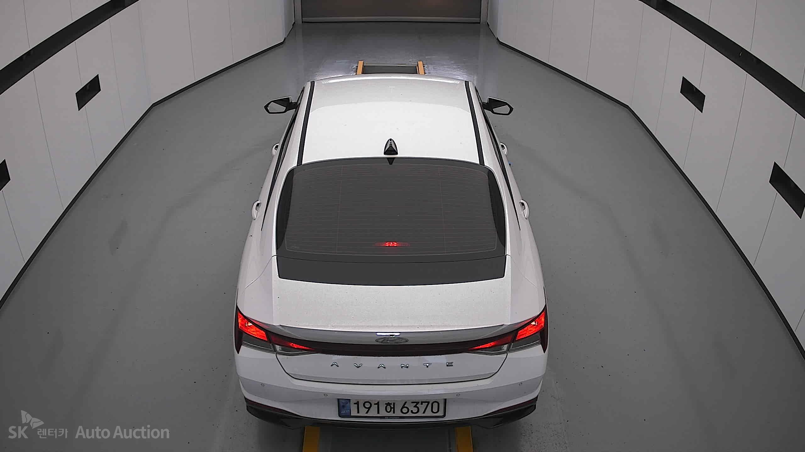 2023 - hyundai avante