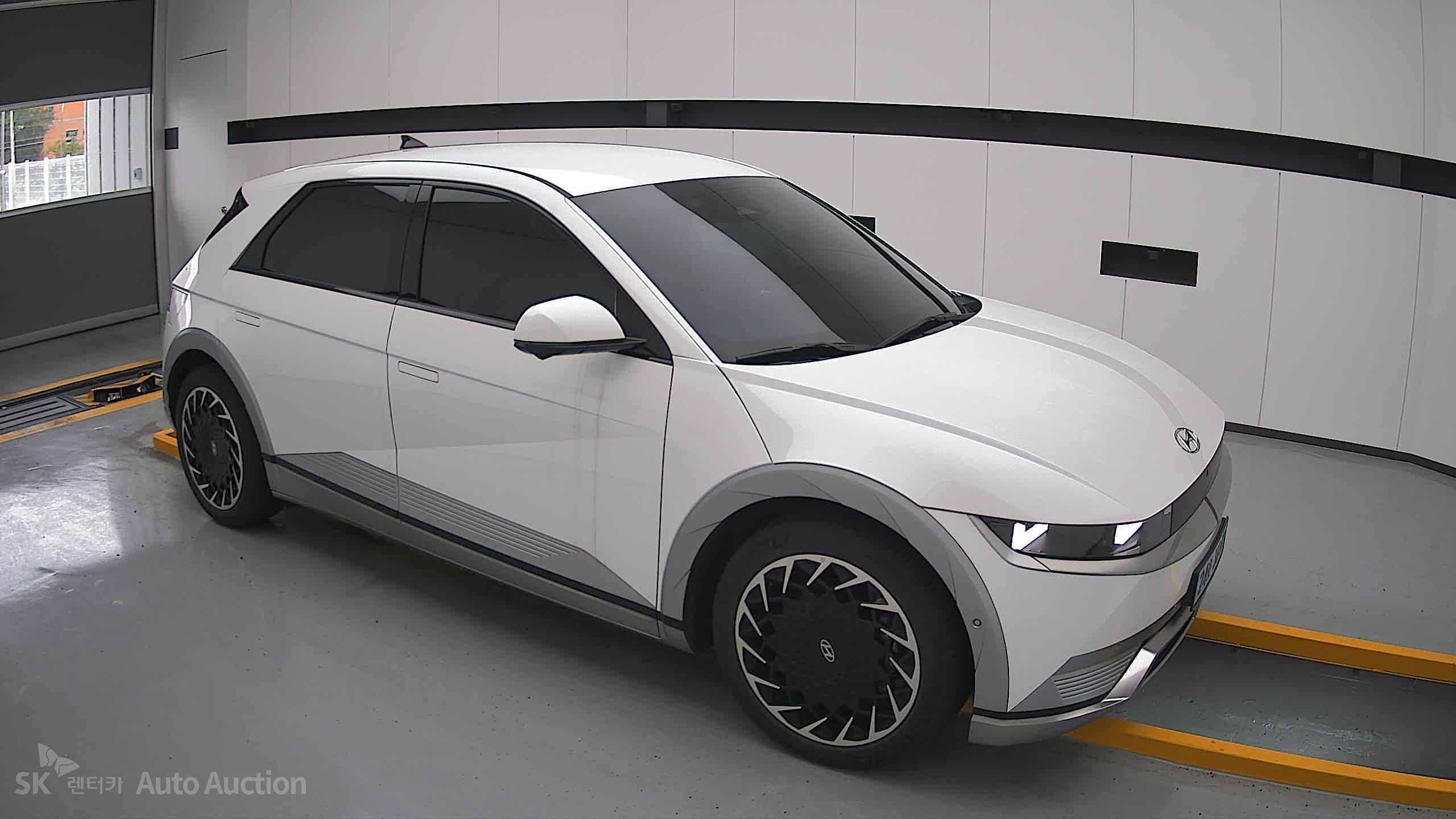 2022 - hyundai ioniq