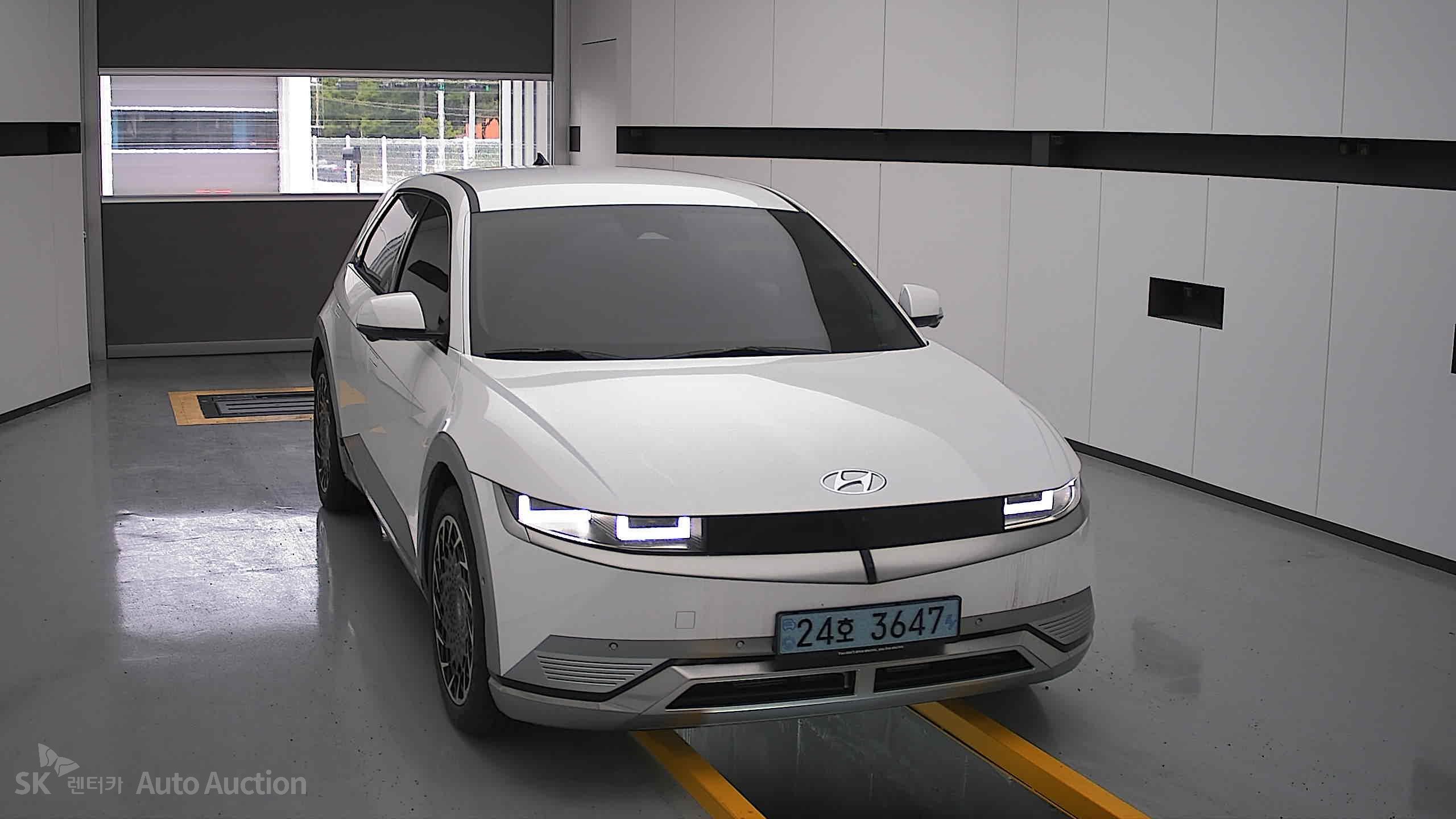 2022 - hyundai ioniq
