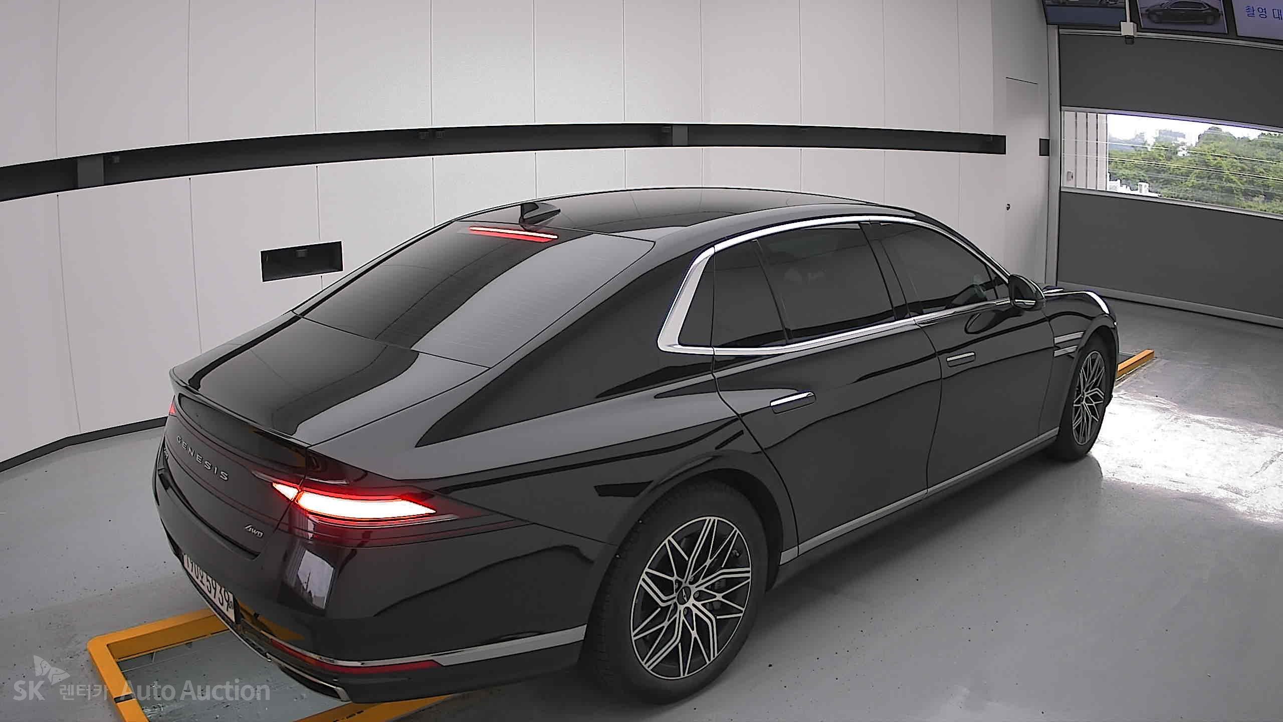 2022 - genesis g90