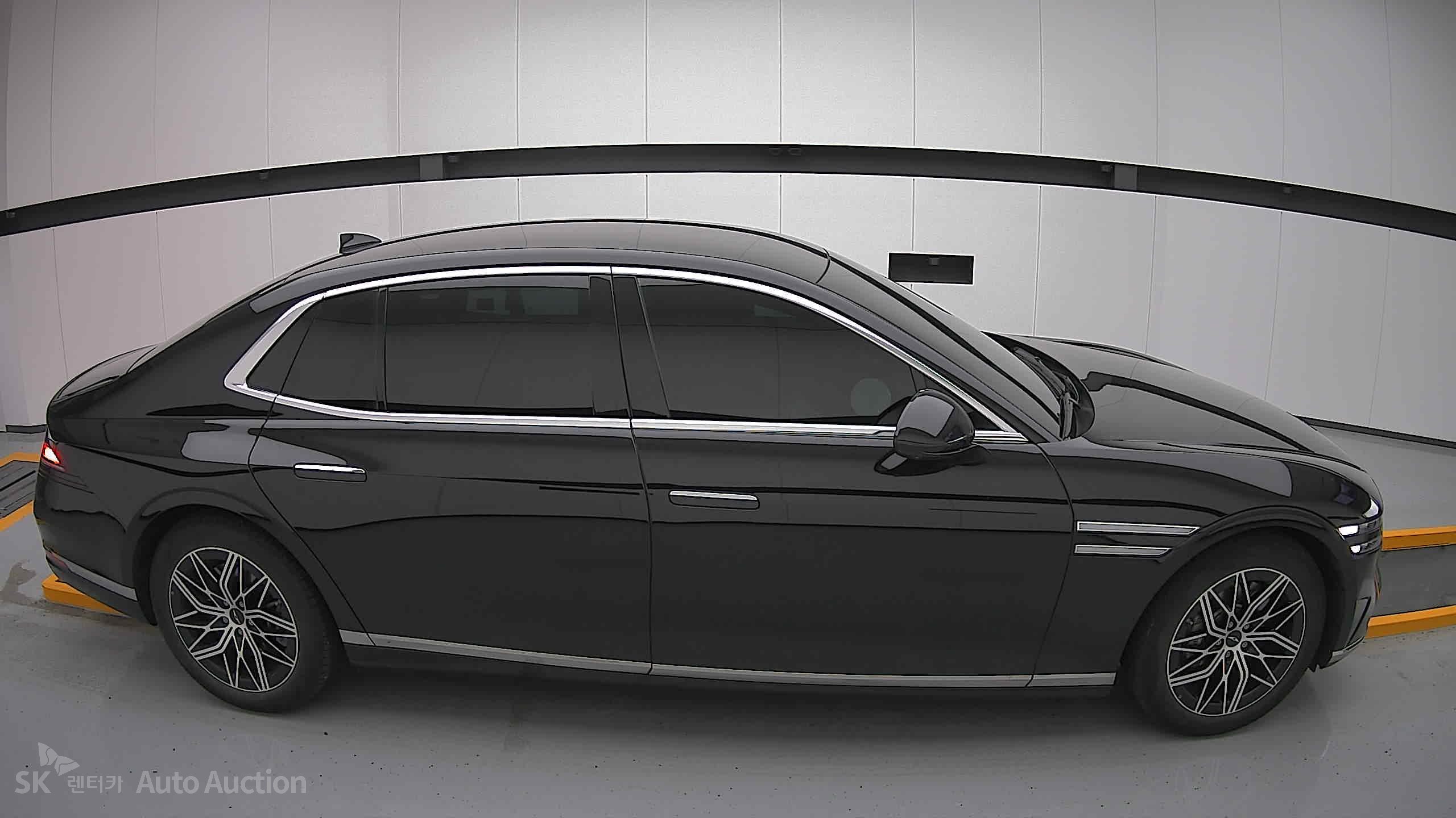 2022 - genesis g90