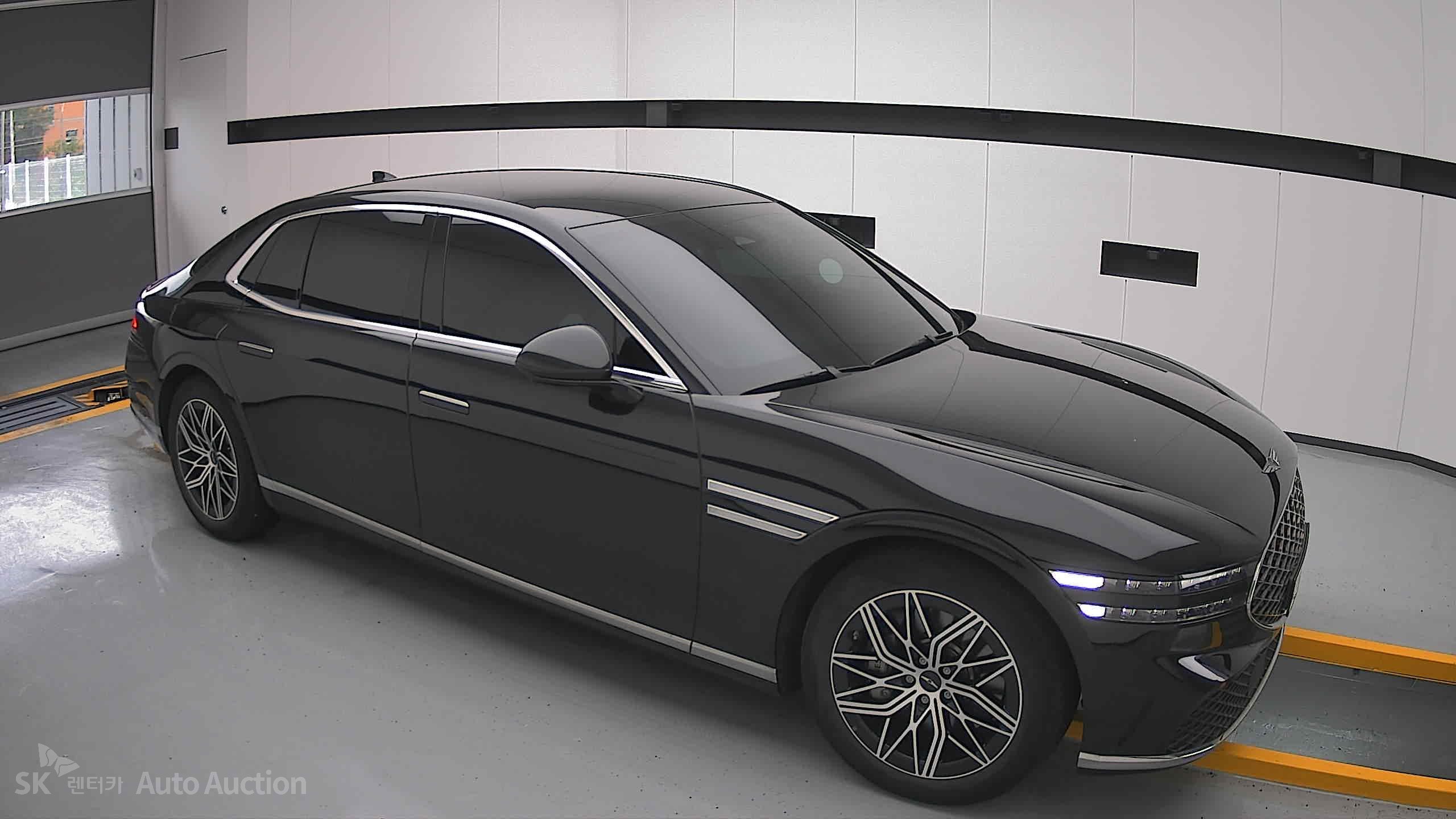 2022 - genesis g90