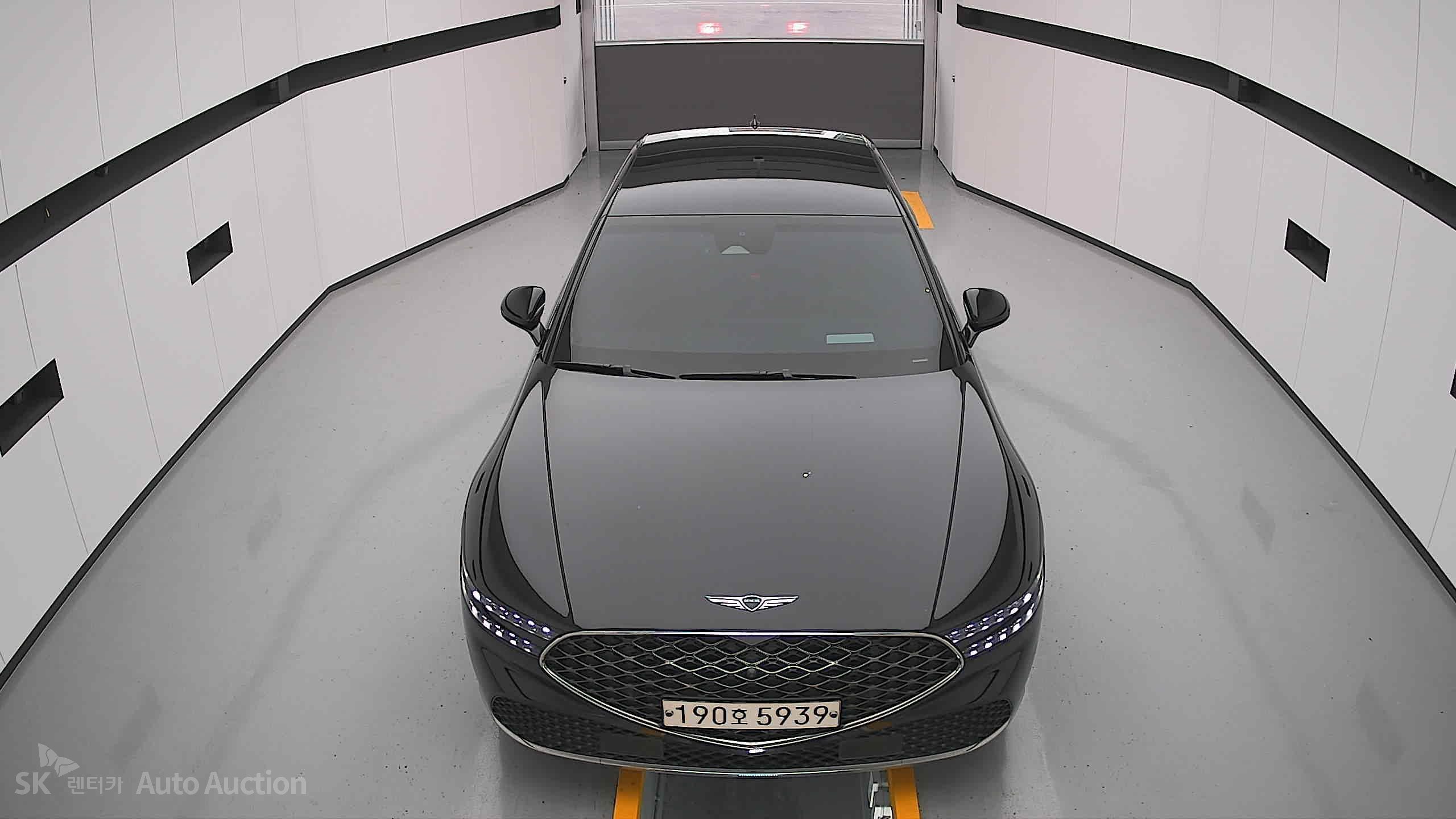 2022 - genesis g90