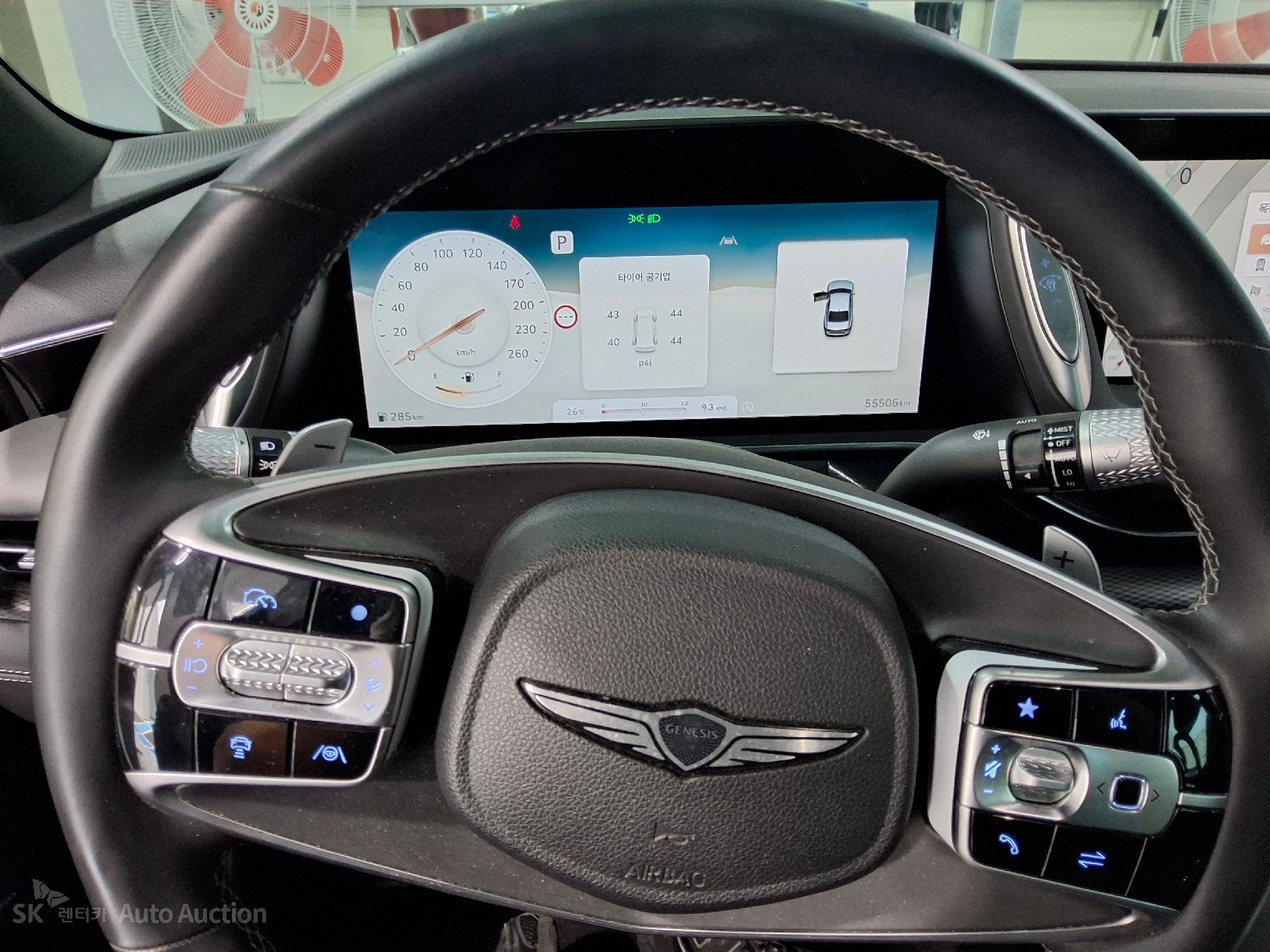 2022 - genesis g90