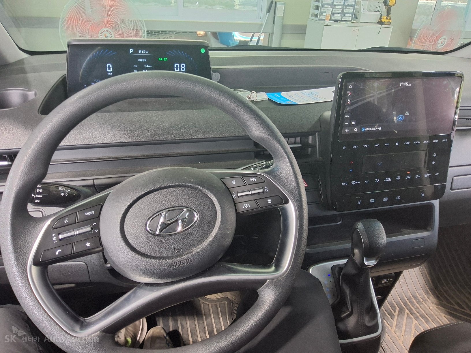 2022 - hyundai staria