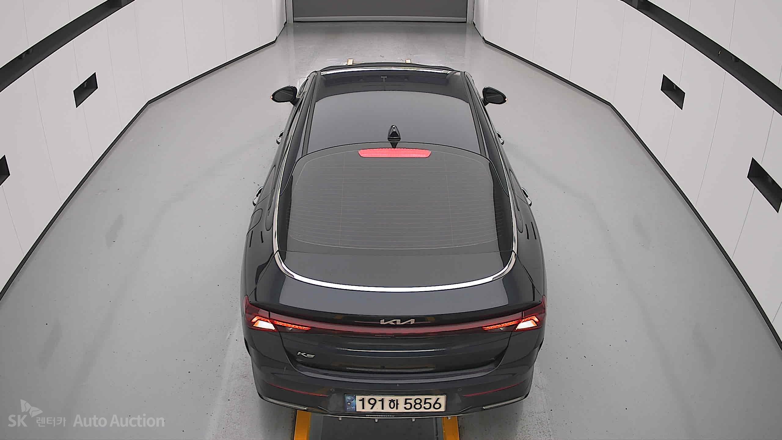2022 - kia k5