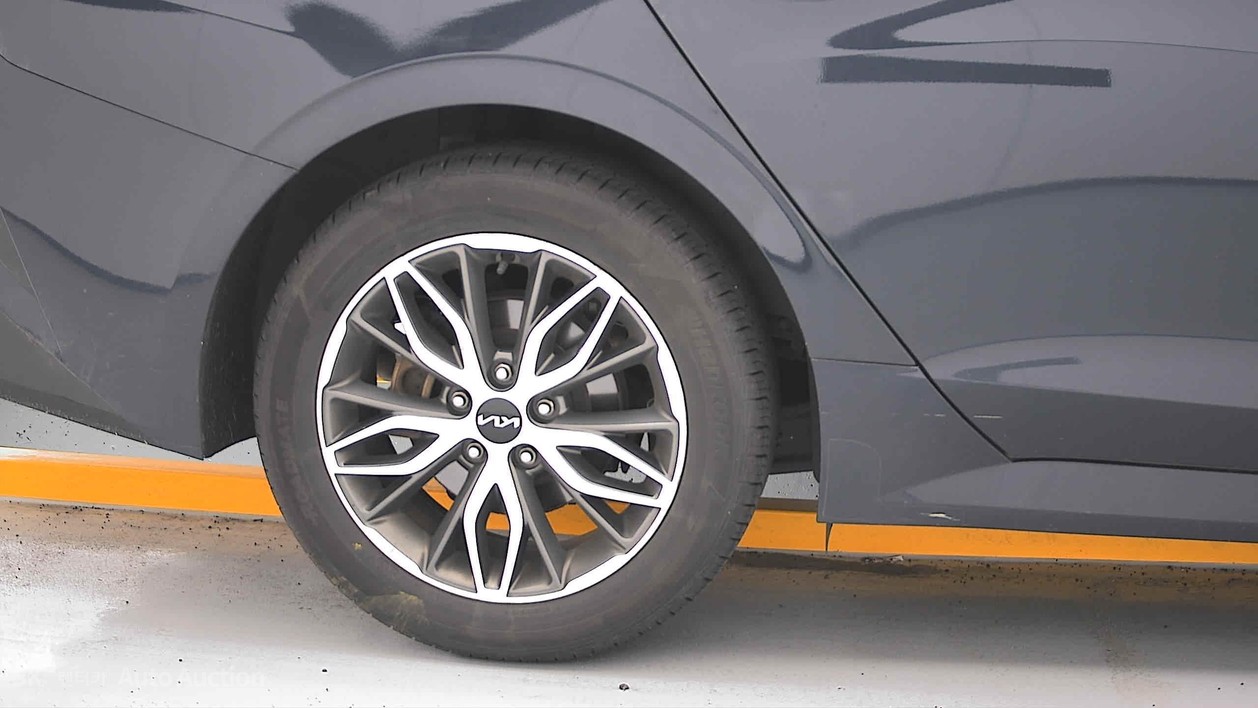 2022 - kia k5