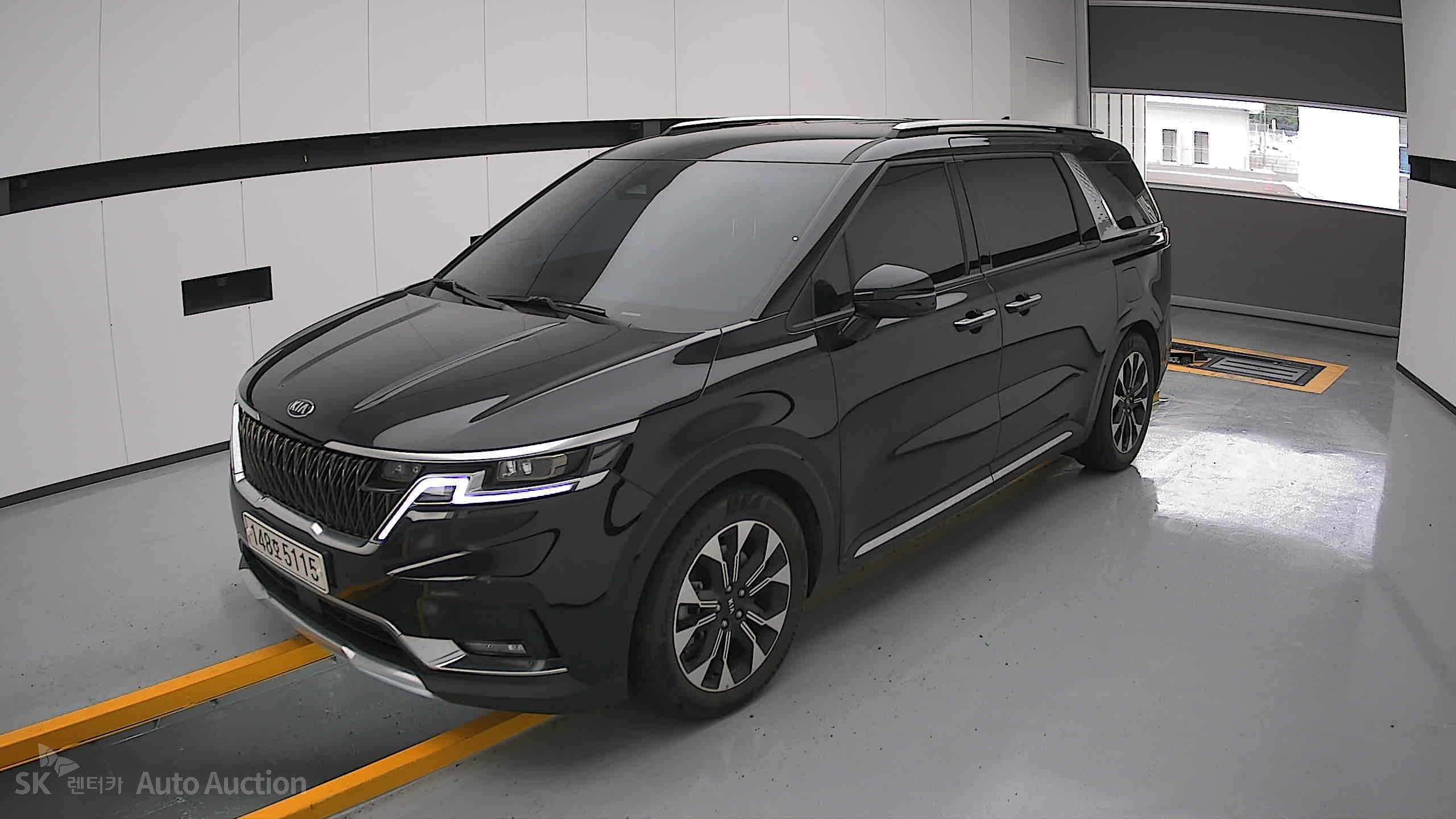 2021 - kia carnival