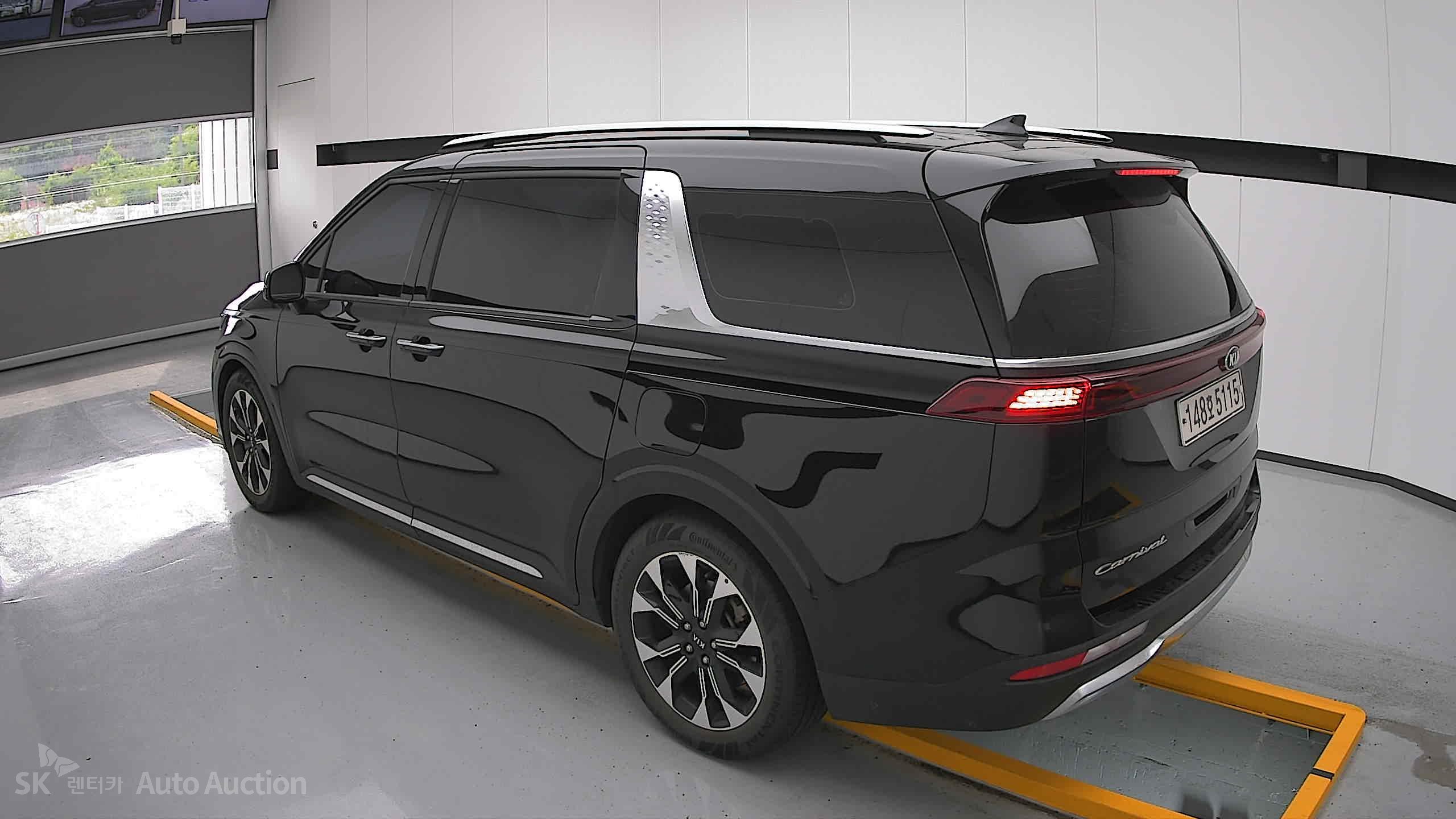 2021 - kia carnival