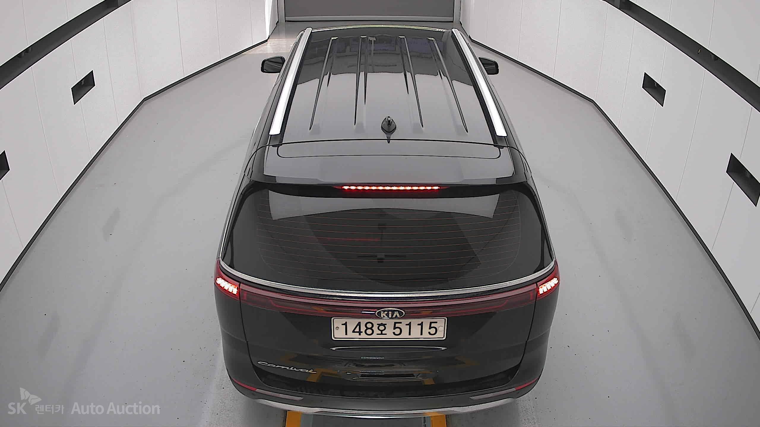 2021 - kia carnival