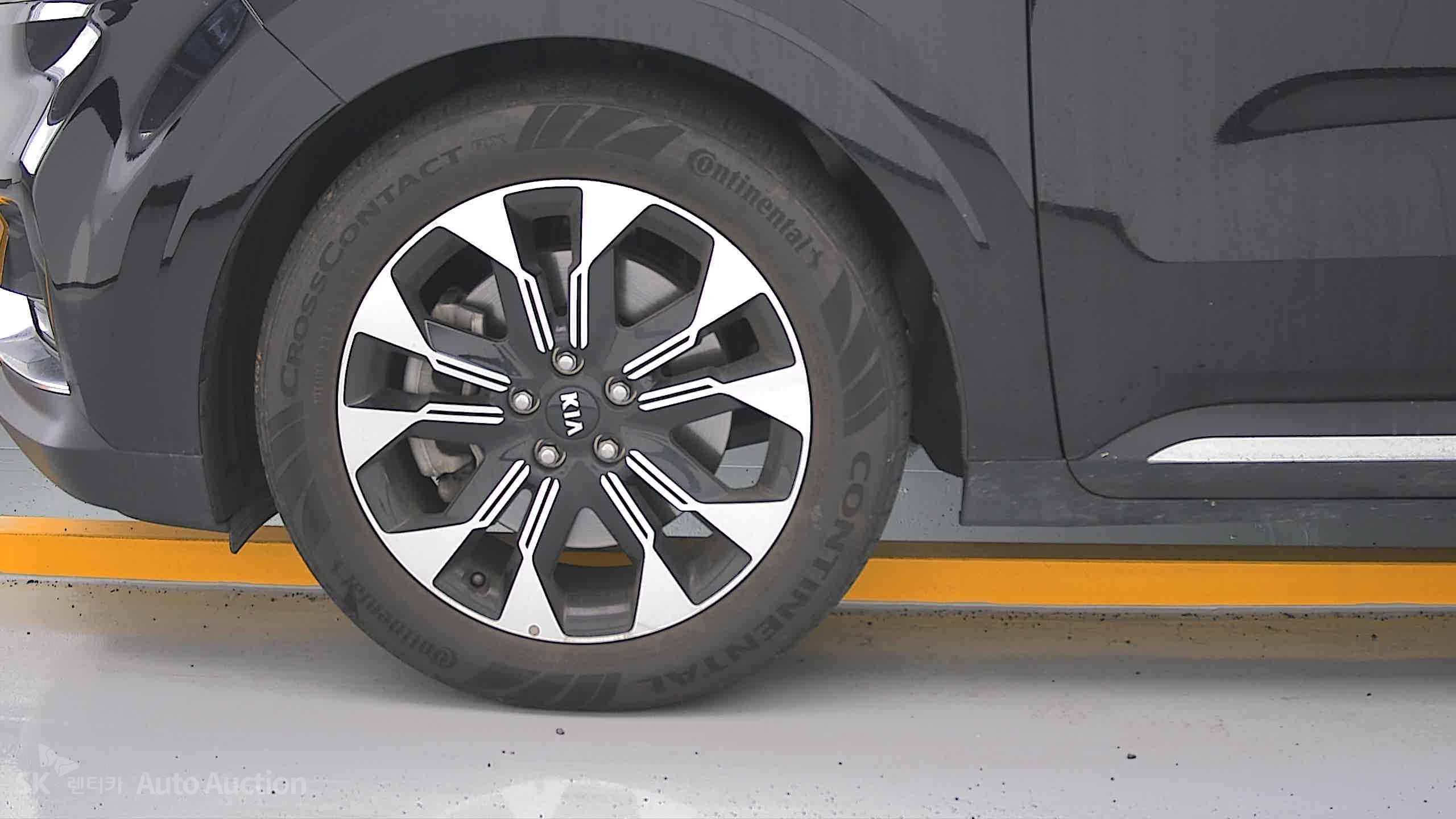 2021 - kia carnival
