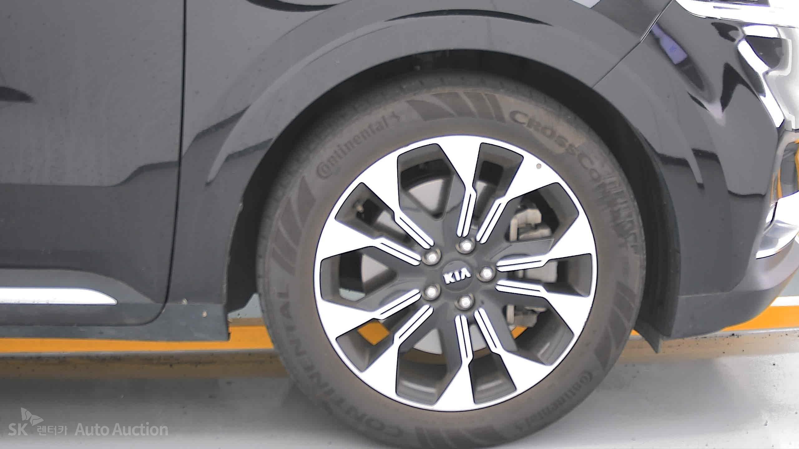 2021 - kia carnival