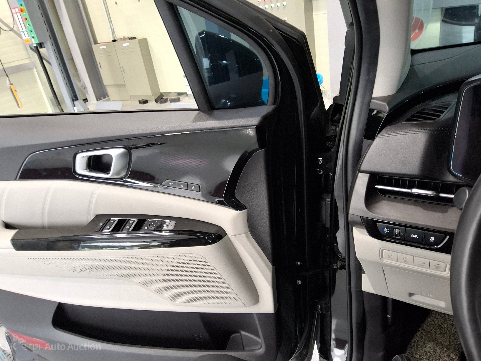 2021 - kia carnival