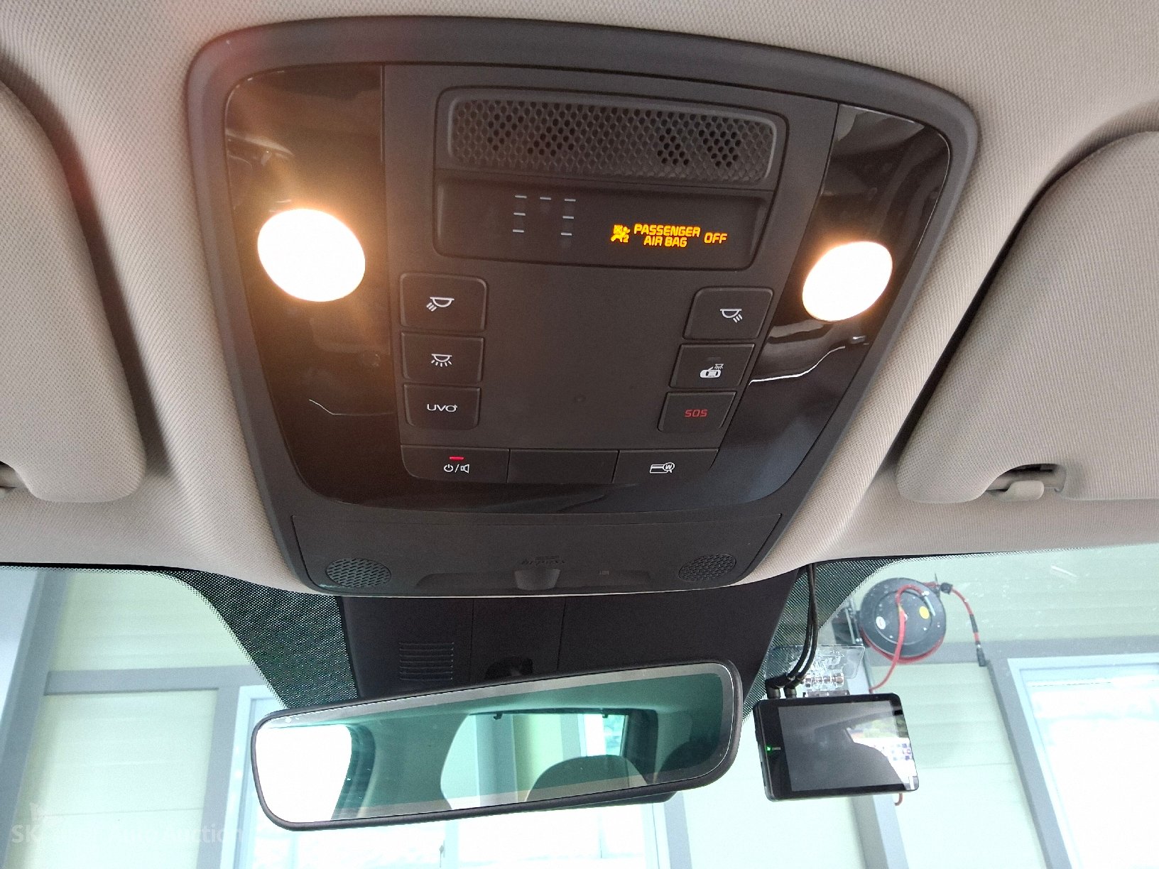 2021 - kia carnival