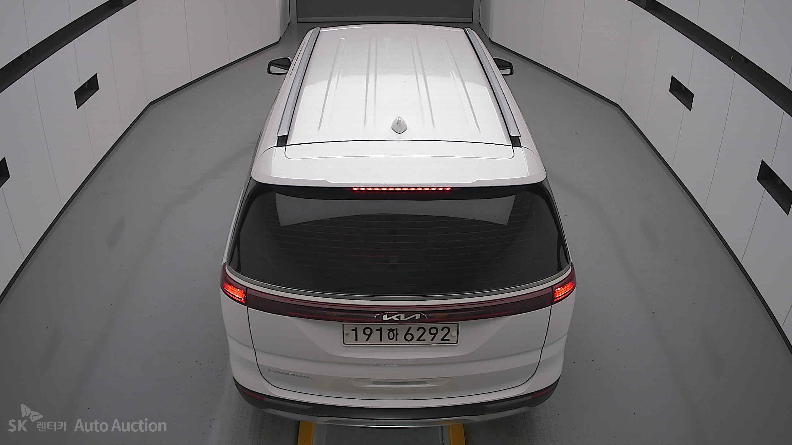 2022 - kia carnival