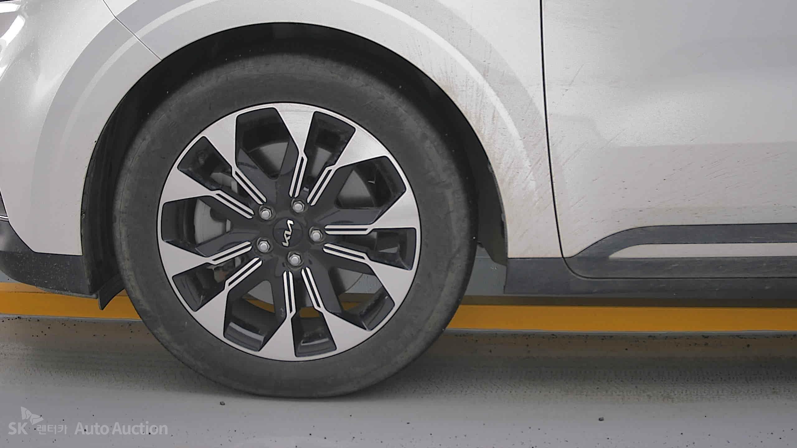 2022 - kia carnival