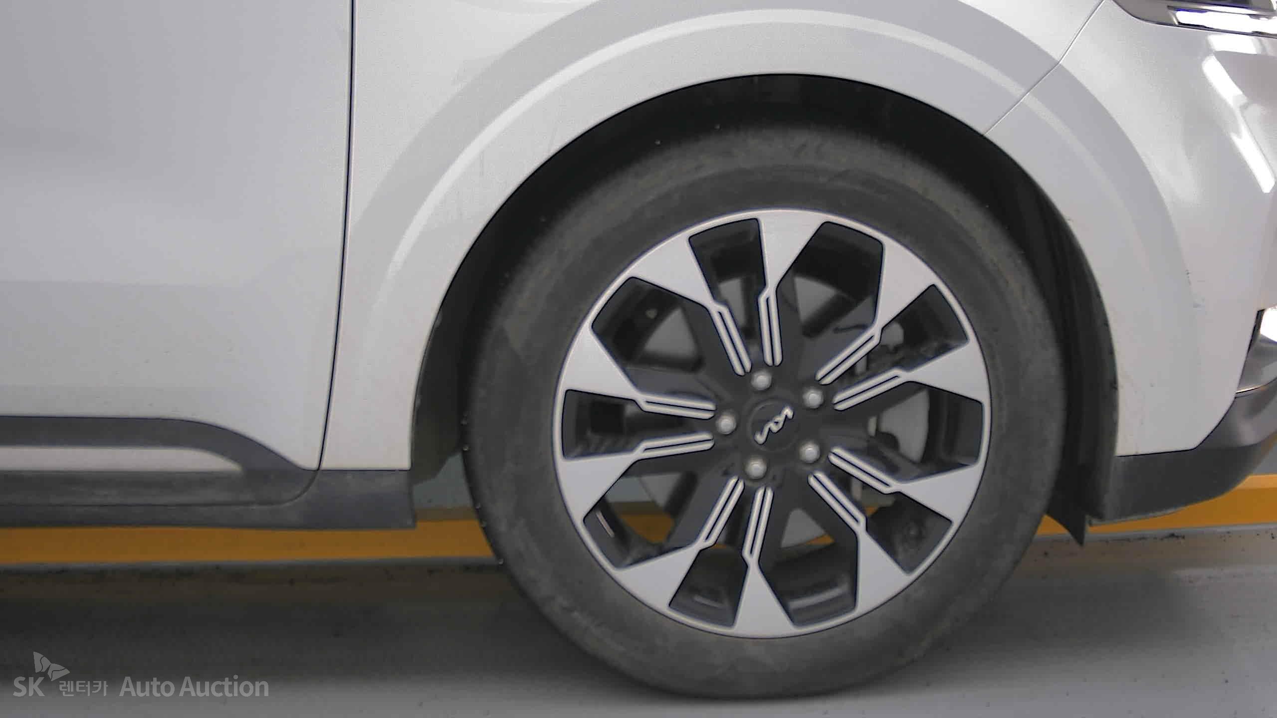 2022 - kia carnival