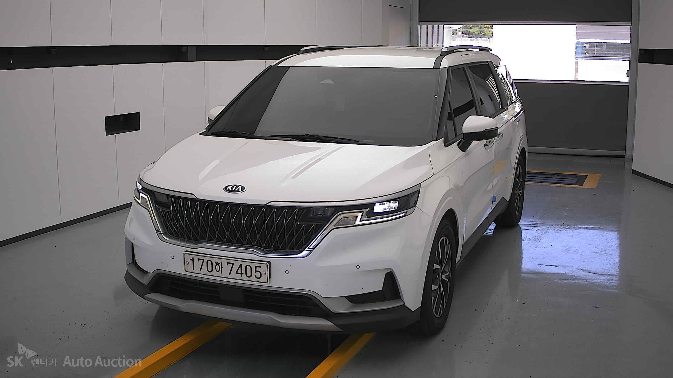 2021 - kia carnival