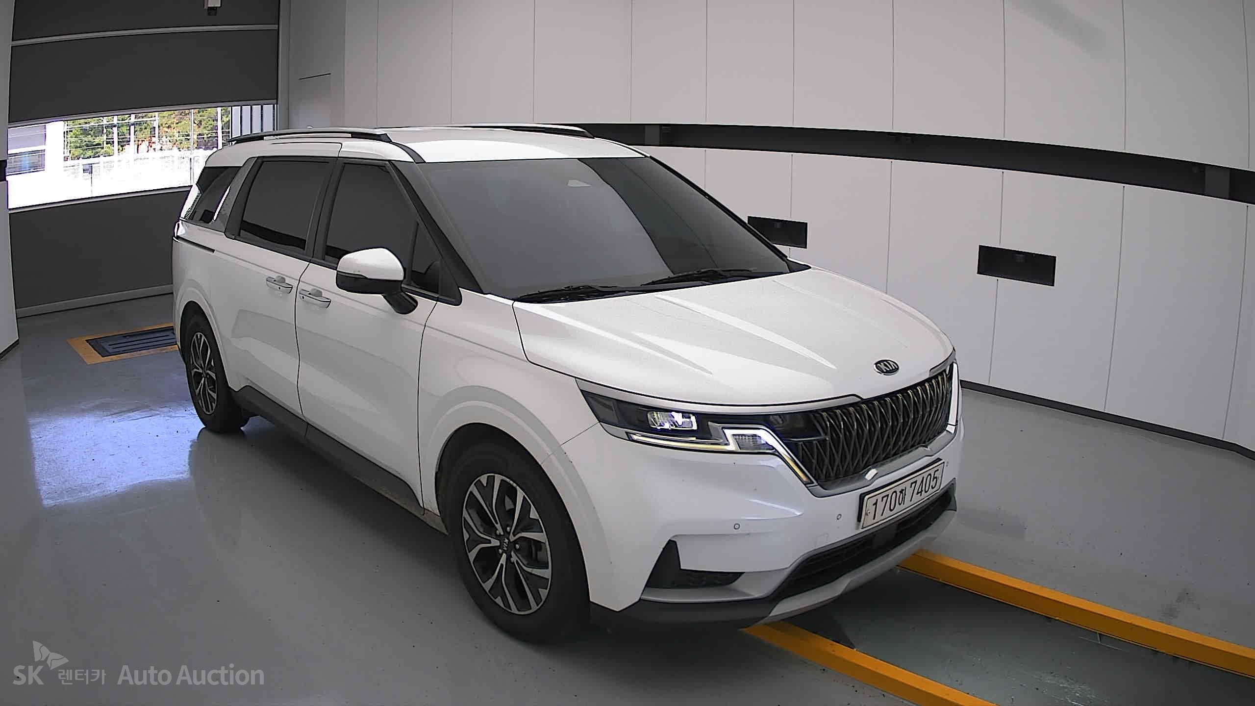 2021 - kia carnival