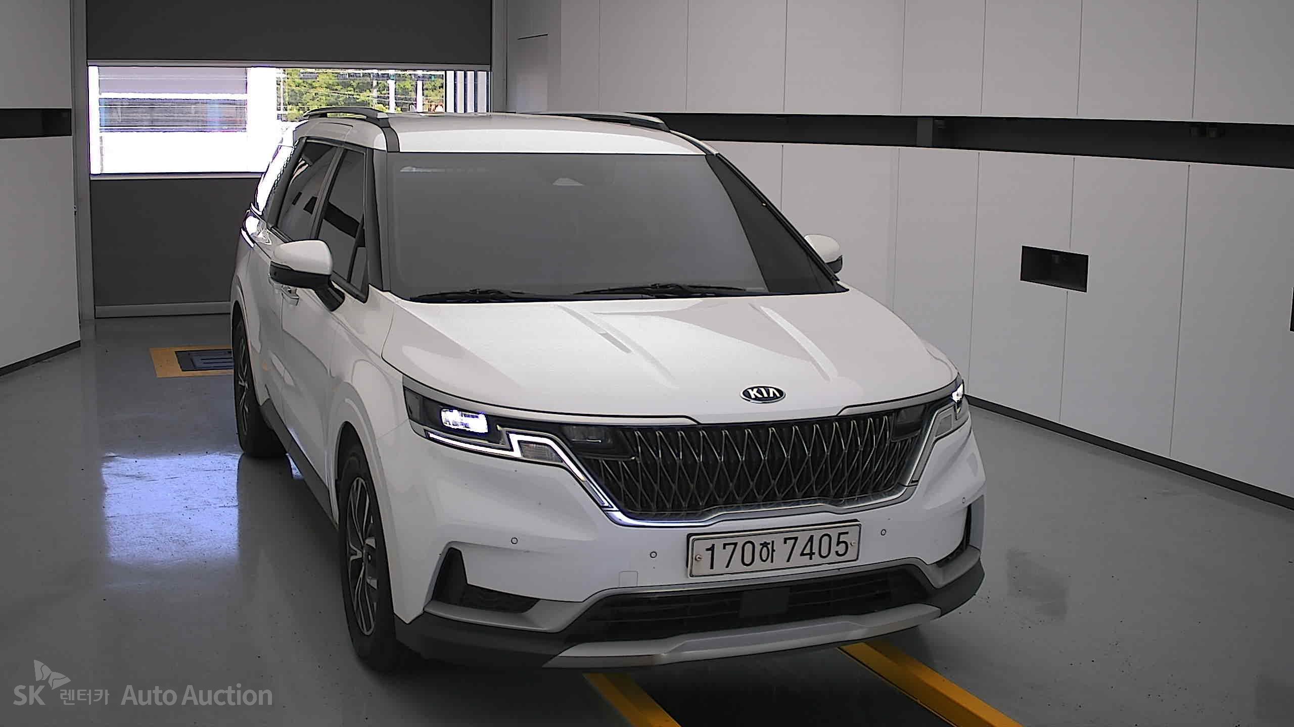 2021 - kia carnival