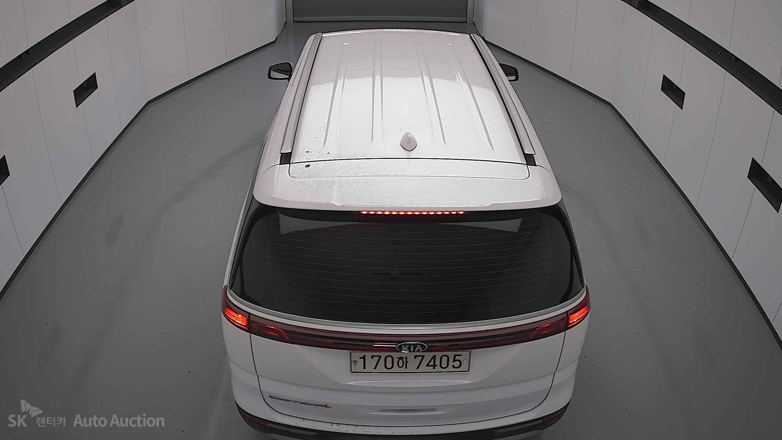 2021 - kia carnival