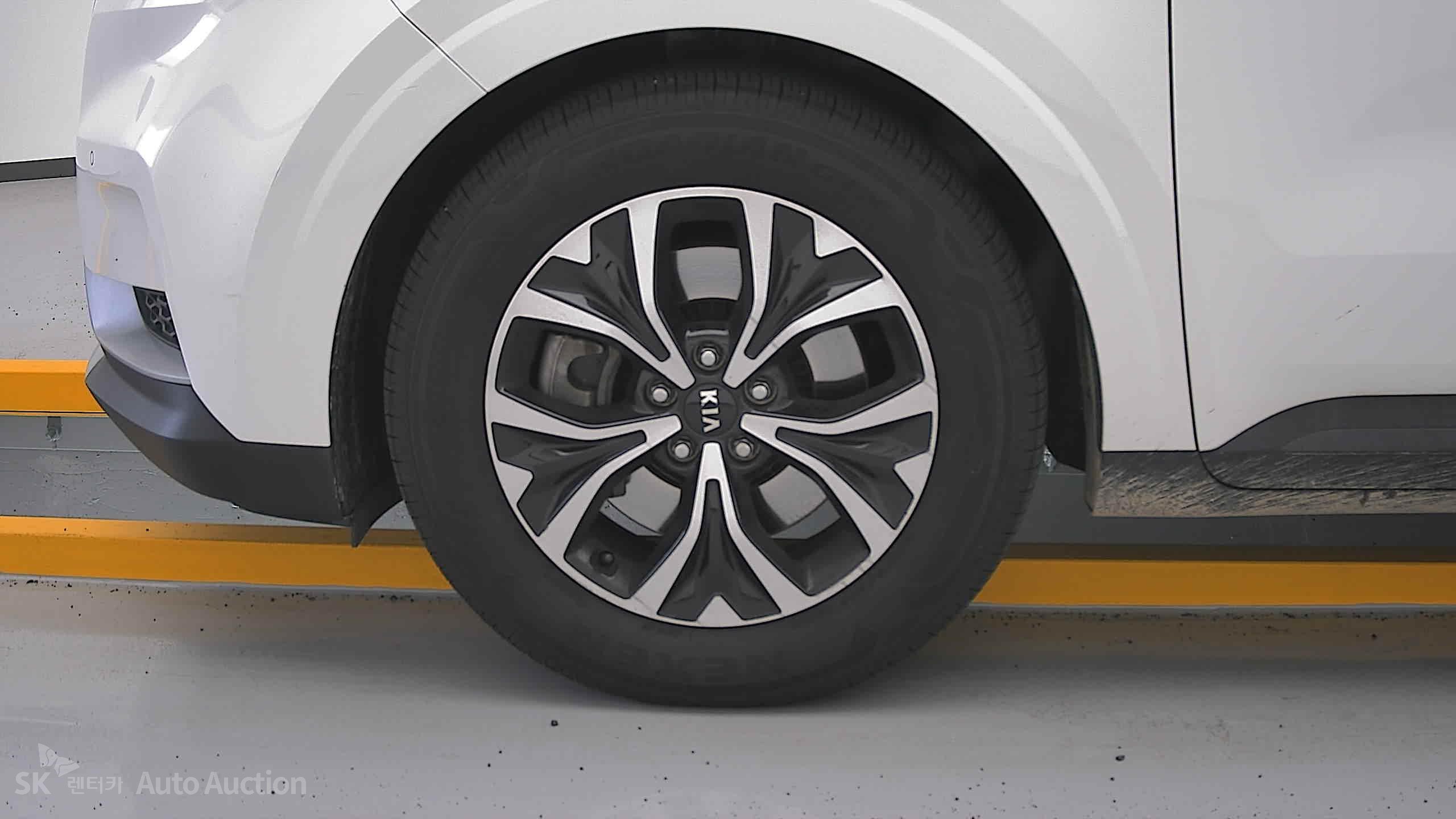 2021 - kia carnival