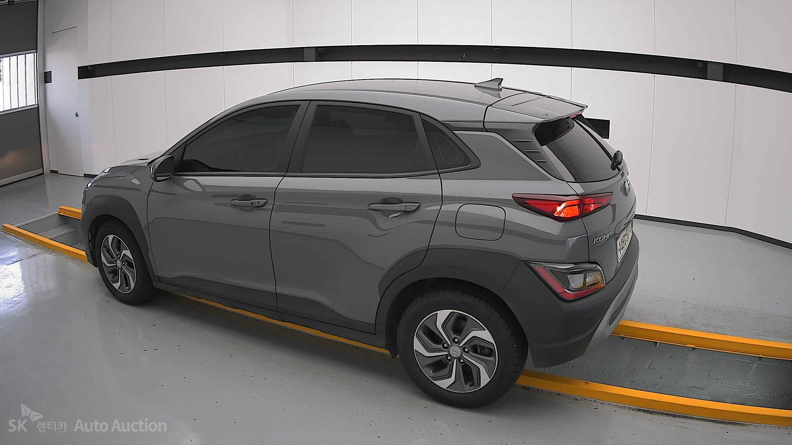 2021 - hyundai kona